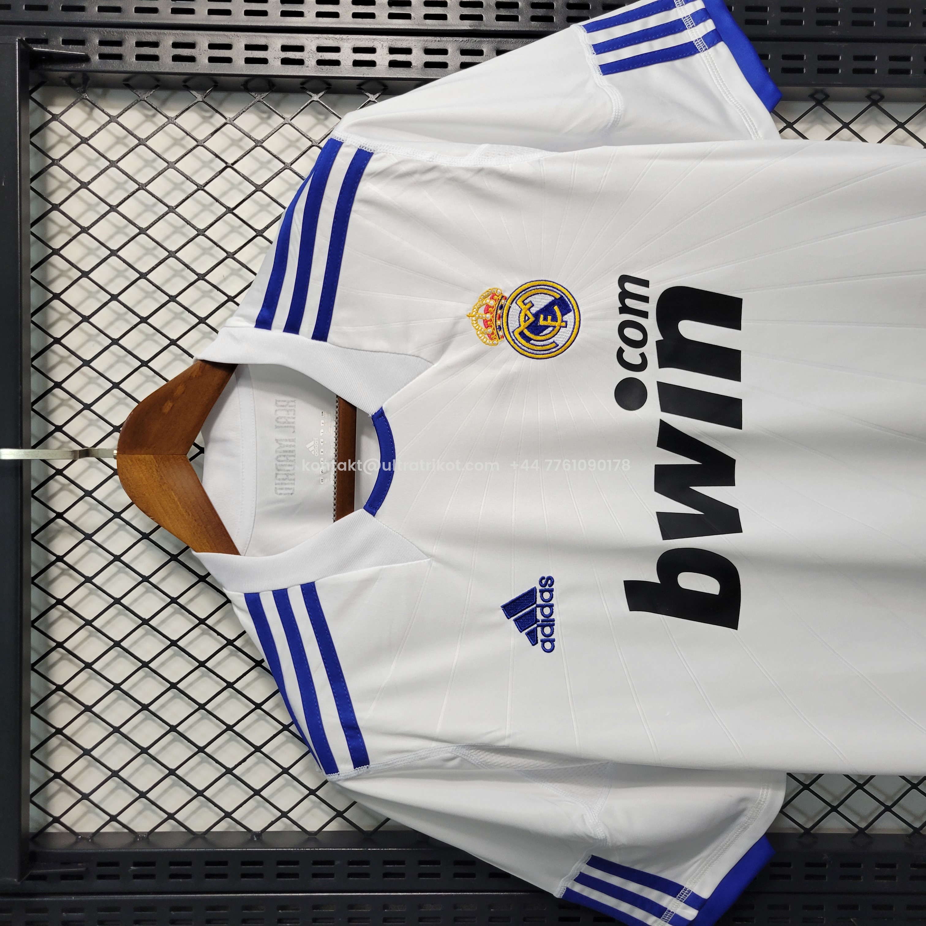 UltraTrikot-Retro Real Madrid 10-11 Home Stadium Jersey