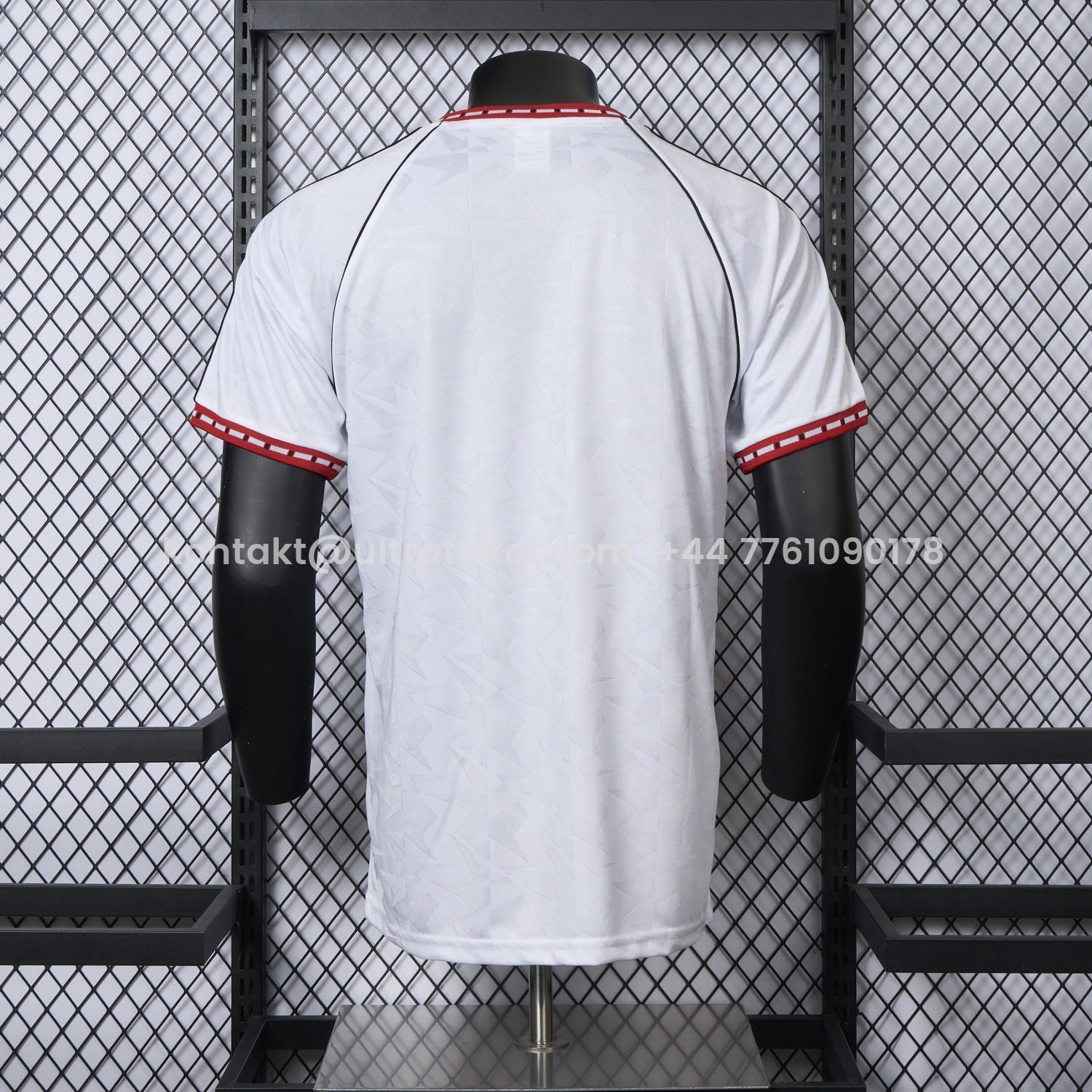 UltraTrikot-Retro Manchester United 1991 Third Remake Jersey - European Cup Winners' Cup Winners - Player Version