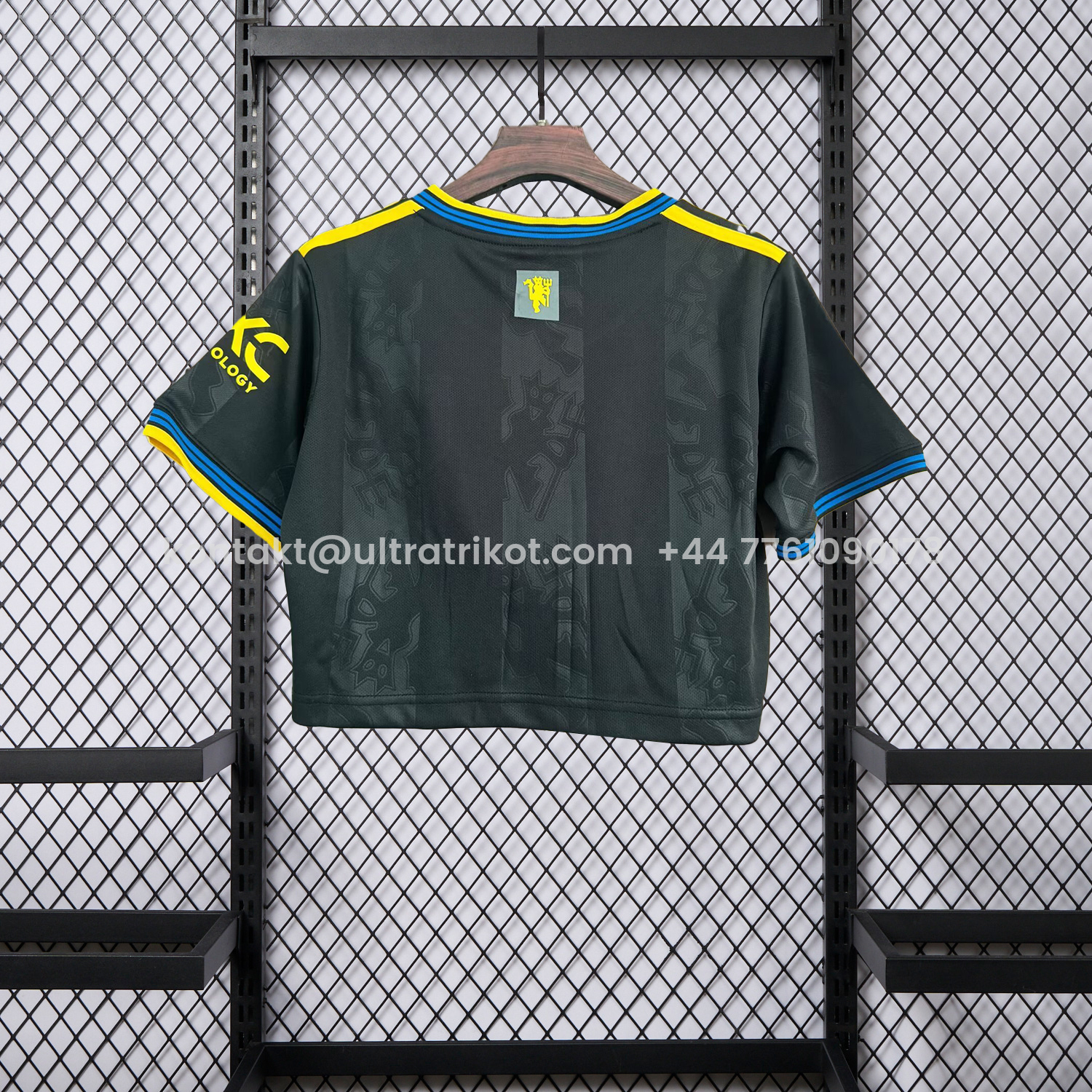 UltraTrikot-Women's Manchester United 25-26 Third Cropped Jersey