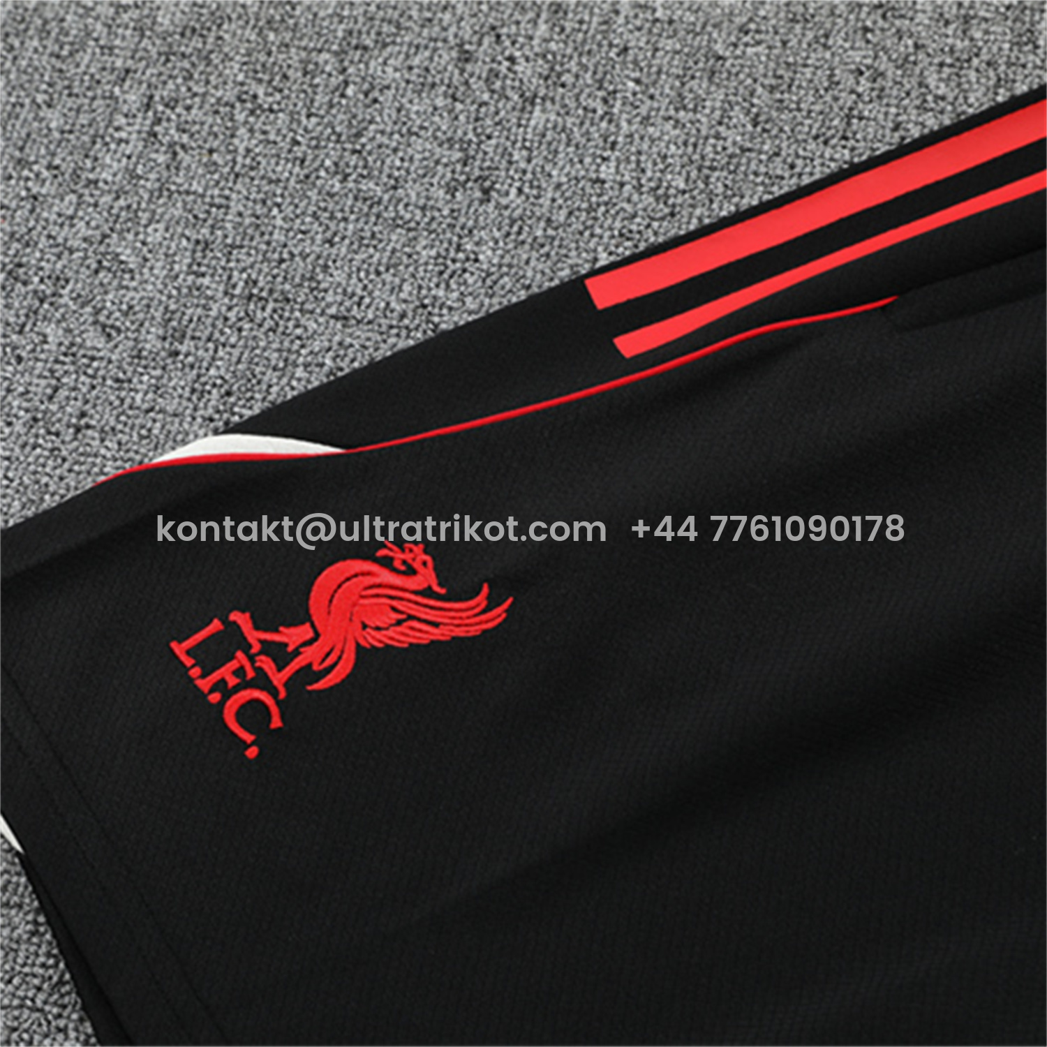 UltraTrikot-Liver.pool 25-26 Short-Sleeve Training Set Off White Top & Black Shorts