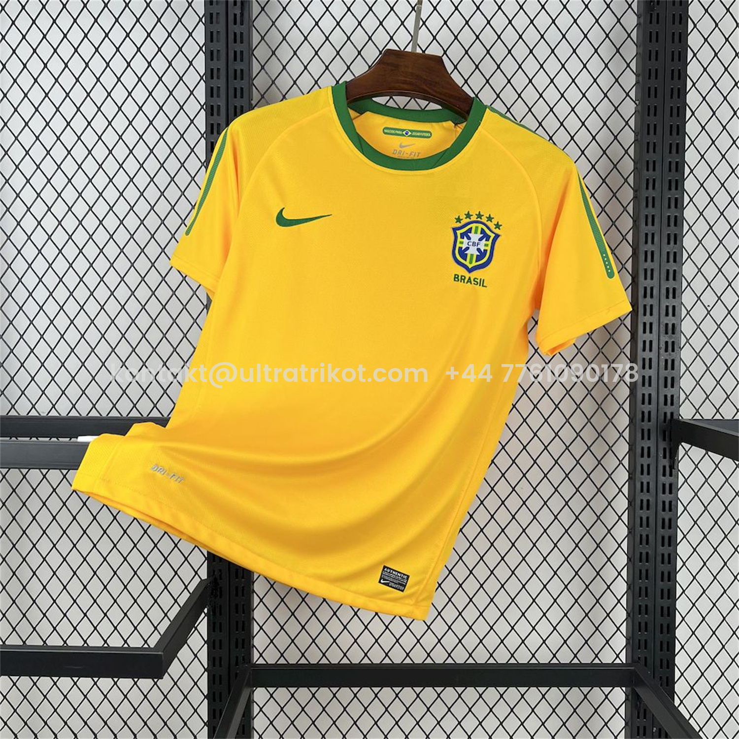 UltraTrikot-Retro Brazil 2010 Home Jersey