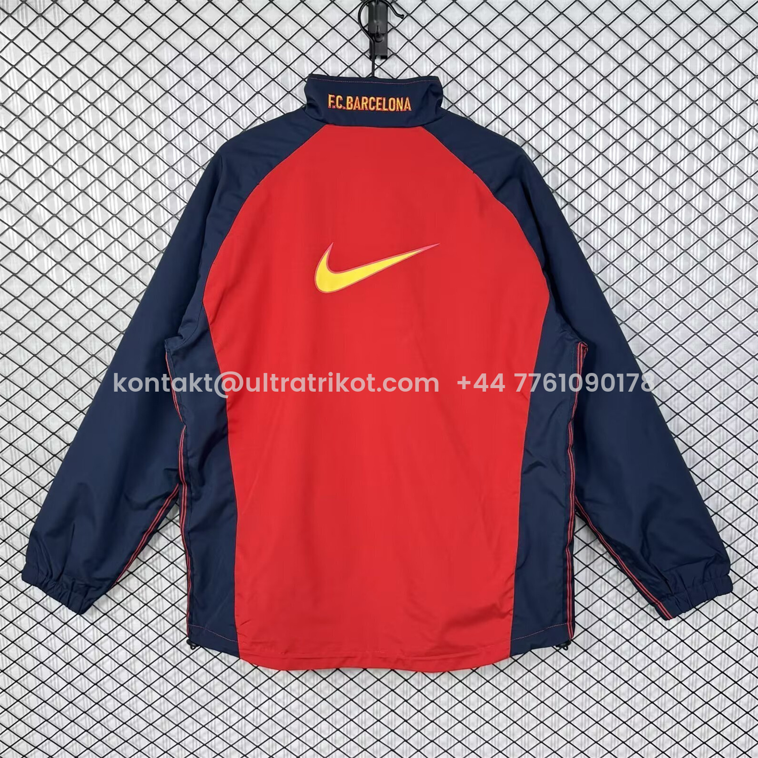 UltraTrikot-Retro Barcelona 1998-00 Home Windbreaker Jacket - Red
