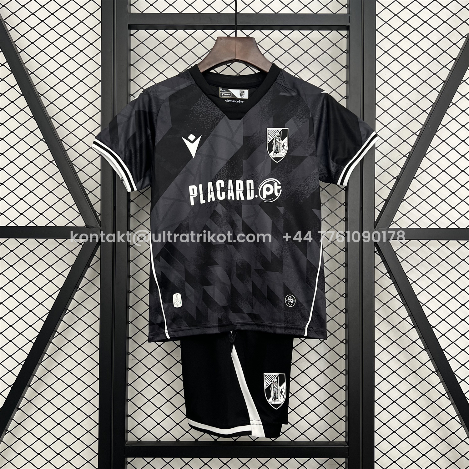 UltraTrikot-Guimarães 25-26 Away Kids Kit