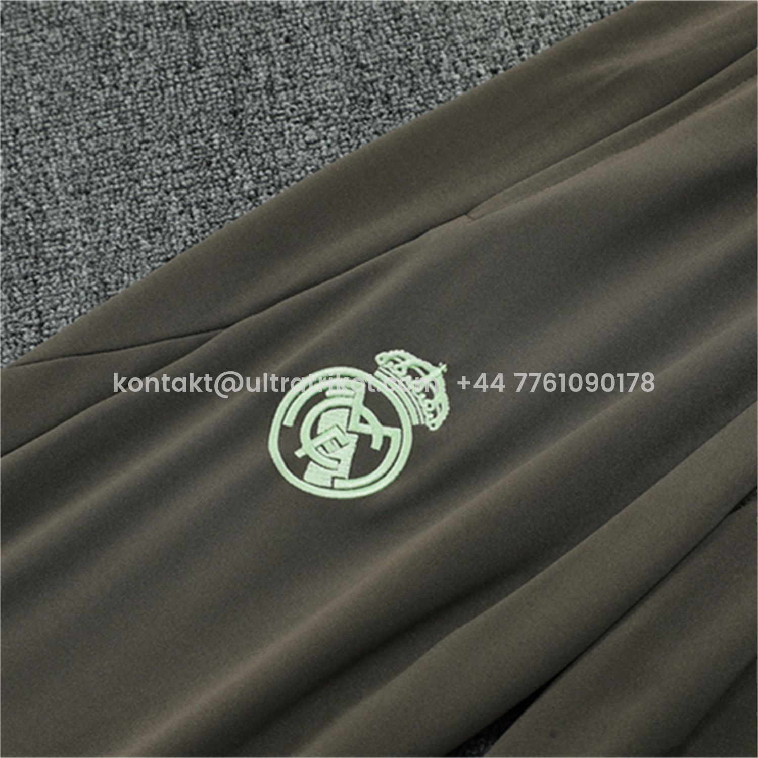 UltraTrikot-Real Madrid 25-26 Long Sleeve Training Set - Player Version - Light Green Top and Khaki Pants