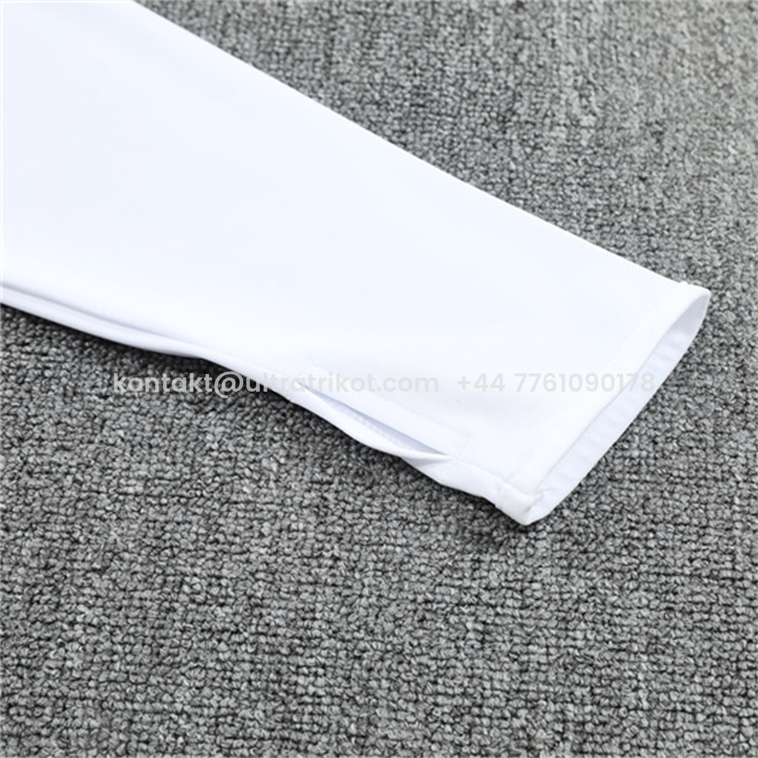 UltraTrikot-Real Madrid 25-26 Kids Long Sleeve Training Set - White Top & Black Pants