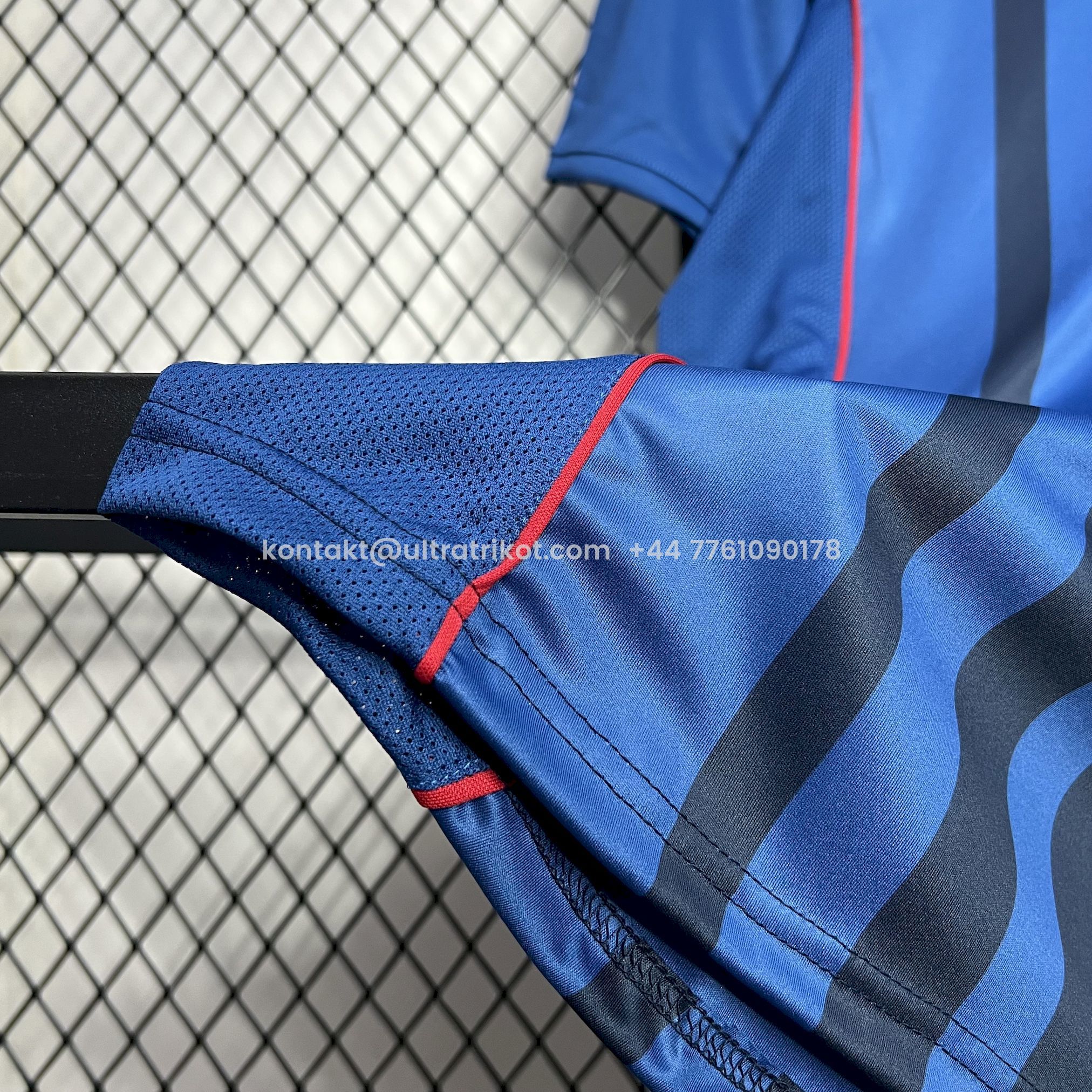 UltraTrikot-Retro Barcelona 04-05 Away Jersey