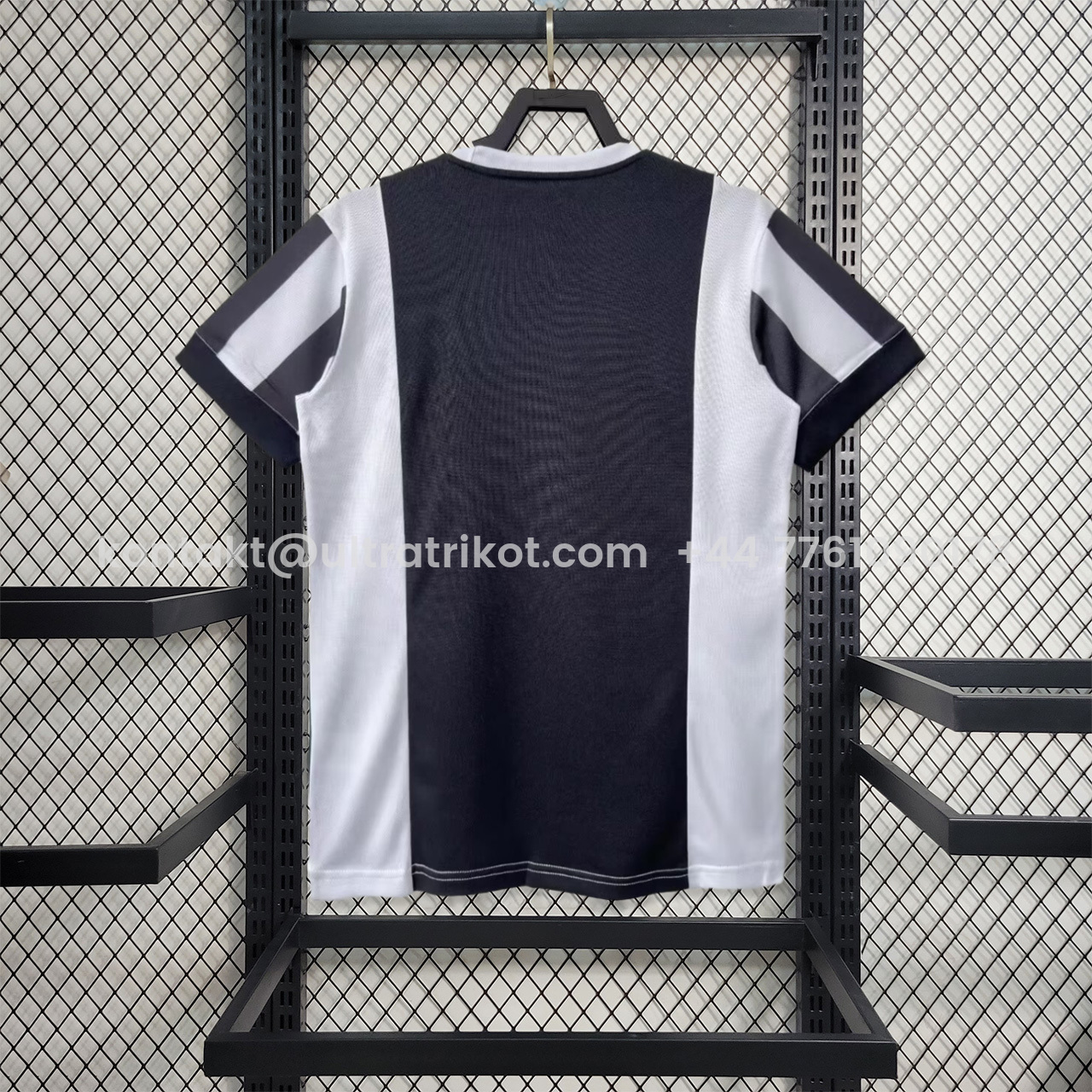 UltraTrikot-Retro Juventus 2017-18 120th Anniversary Special Edition Jersey