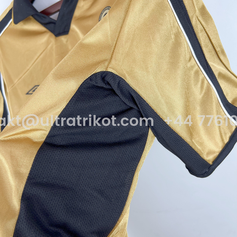 UltraTrikot-Retro Manchester United 01-02 100th Anniversary Special Edition Jersey - Gold