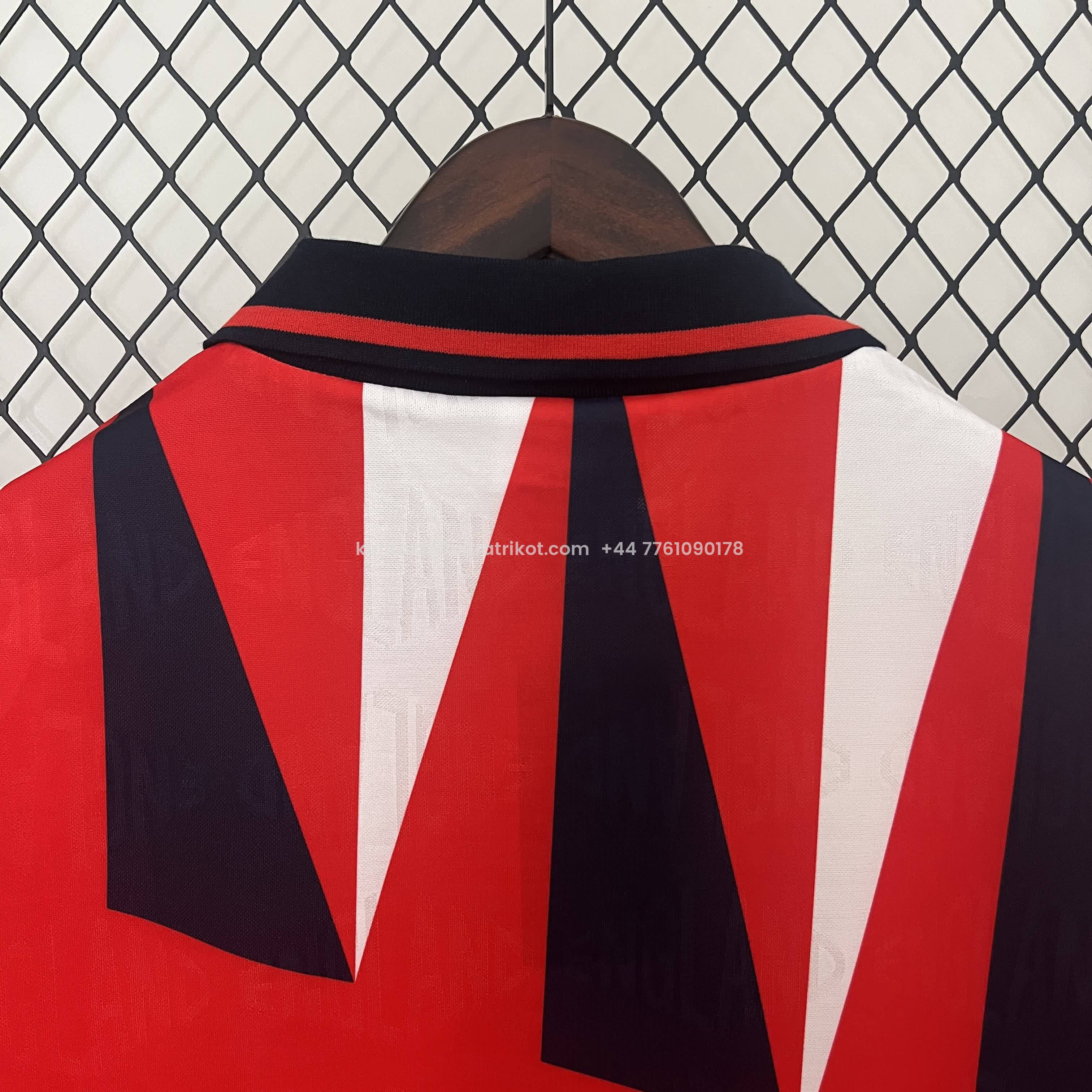 UltraTrikot-Retro England 1992 Away Jersey - Fans Version