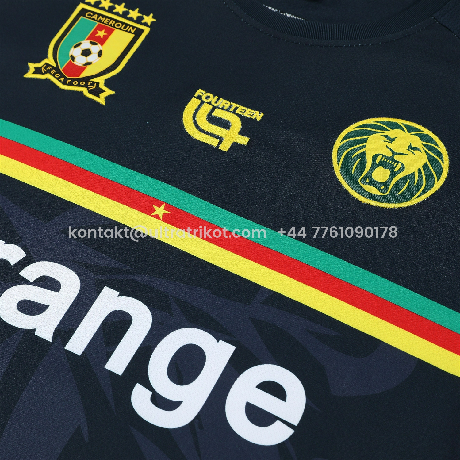 UltraTrikot-Cameroon 25-26 Short-Sleeve Training Set - Deep Blue Top and Shorts