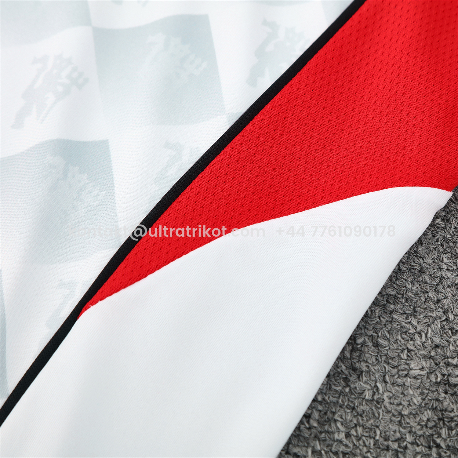 UltraTrikot-Manchester United 25-26 Short-Sleeve Training Set - Red Edge White Top & Black Shorts