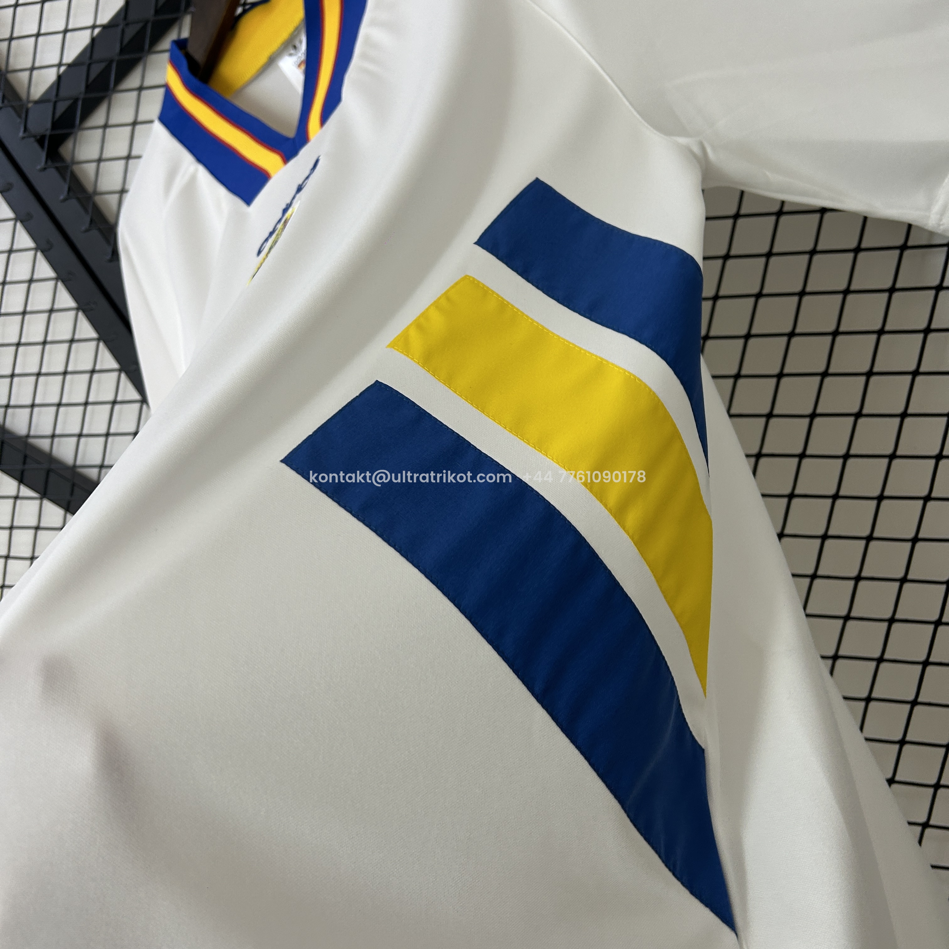 UltraTrikot-Retro Sweden 1994 Away Jersey