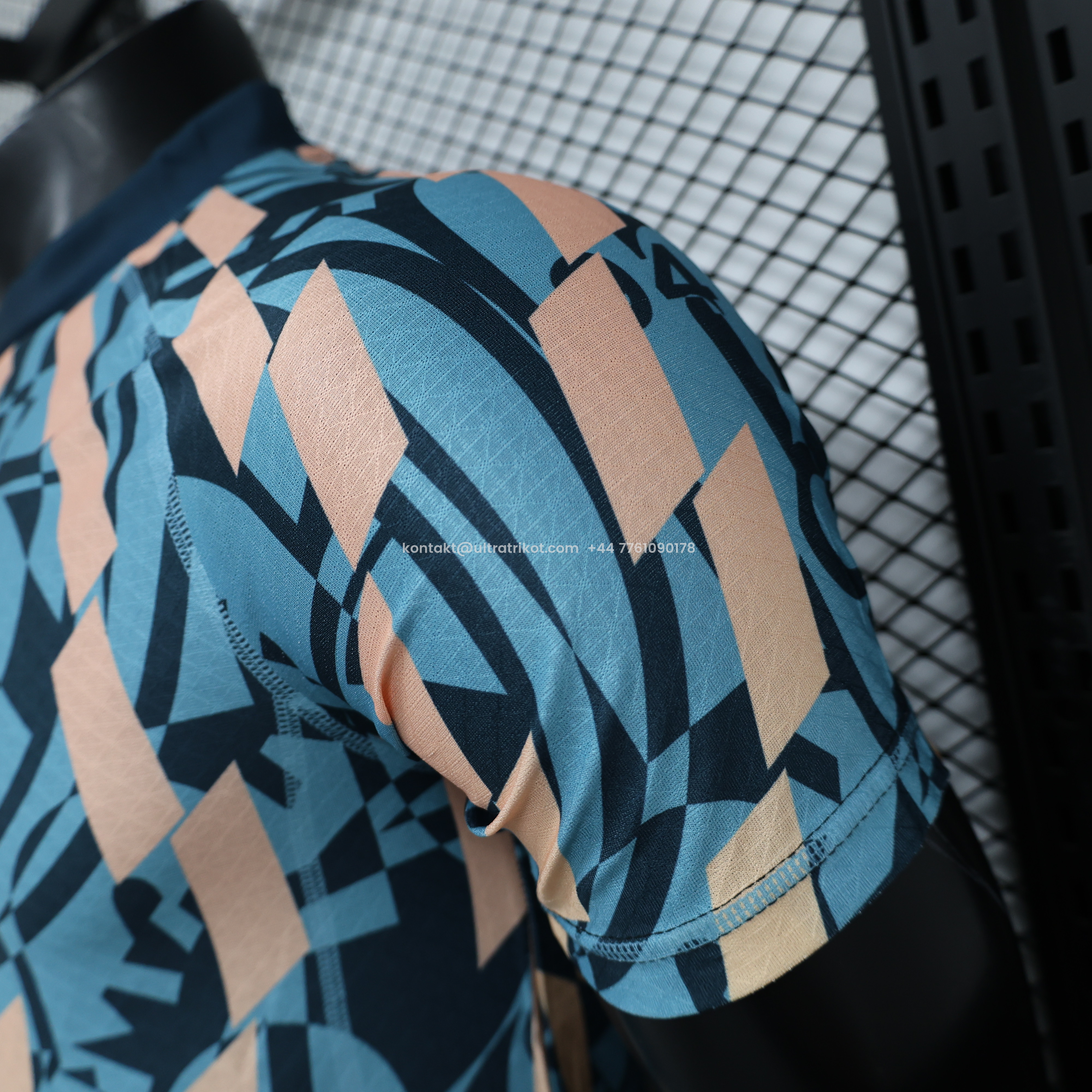 UltraTrikot-Manchester City 24-25 ftblSTATEMENT Retro Jersey - Player Version