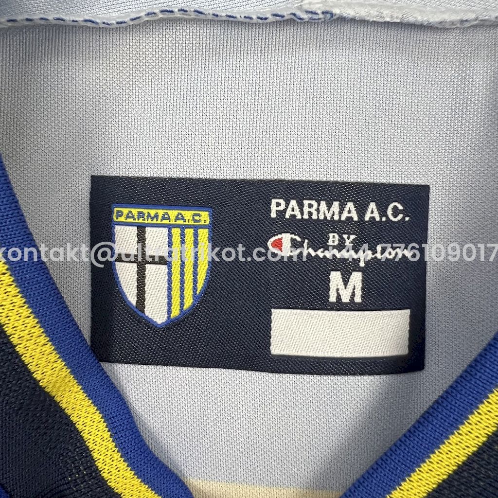 UltraTrikot-Retro Parma 2001-02 Home Jersey - Fans Version