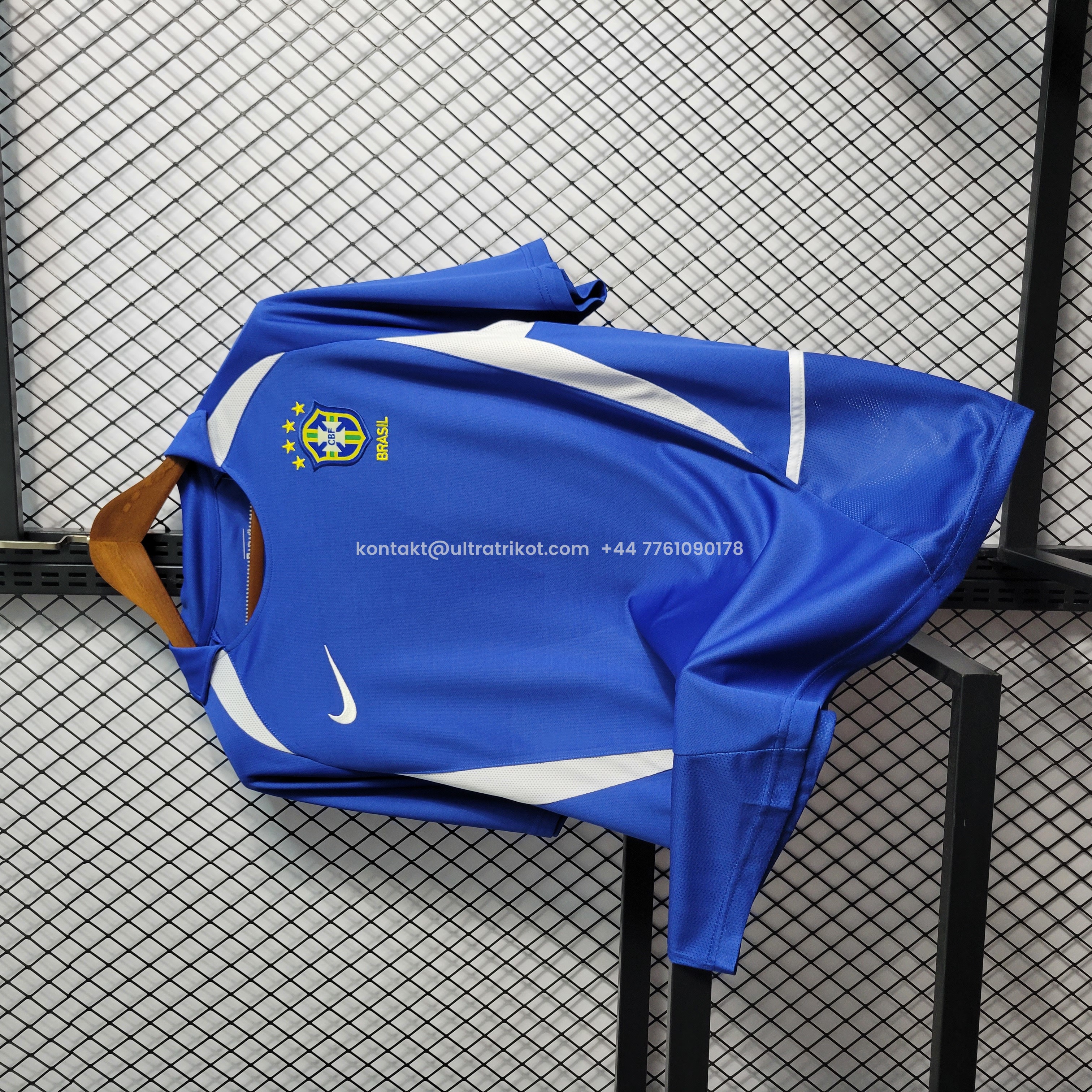 UltraTrikot-Retro Brazil 2002 Away Stadium Jersey