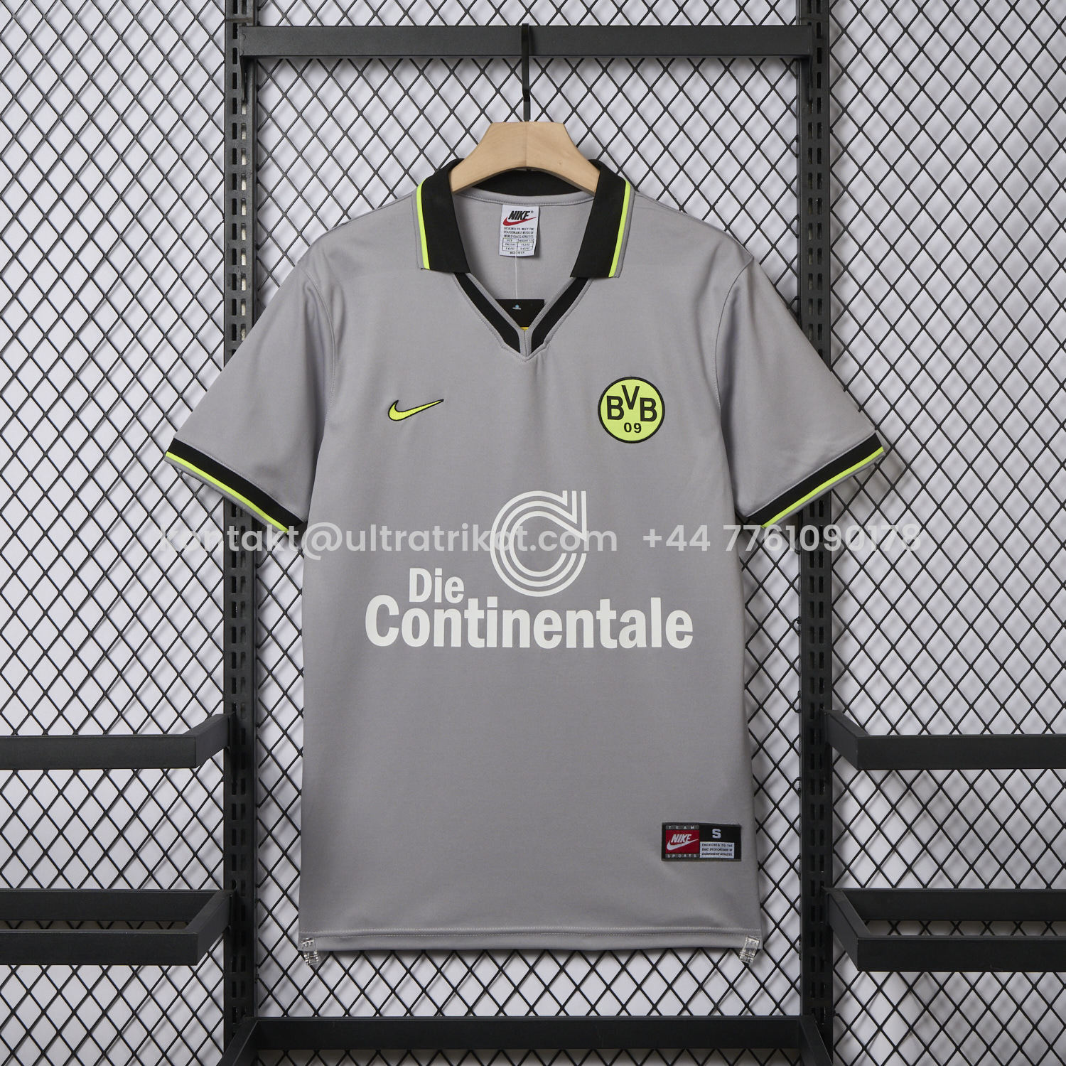 UltraTrikot-Retro Dortmund 1997-98 Away Jersey