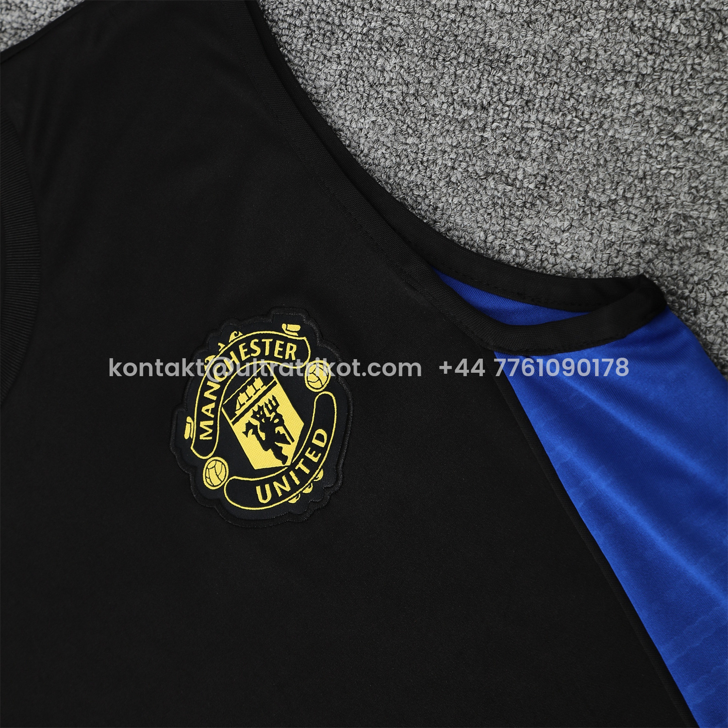 UltraTrikot-Manchester United 25-26 Vest Training Set - Black And Light Grey Vest & Black Shorts