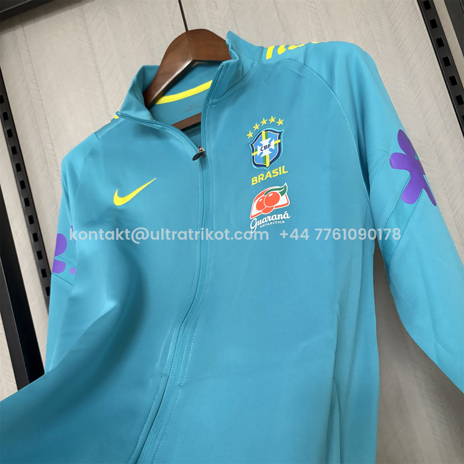 UltraTrikot-Retro Brazil 2022 Pre-Match Cyan Unsponsored Windbreaker