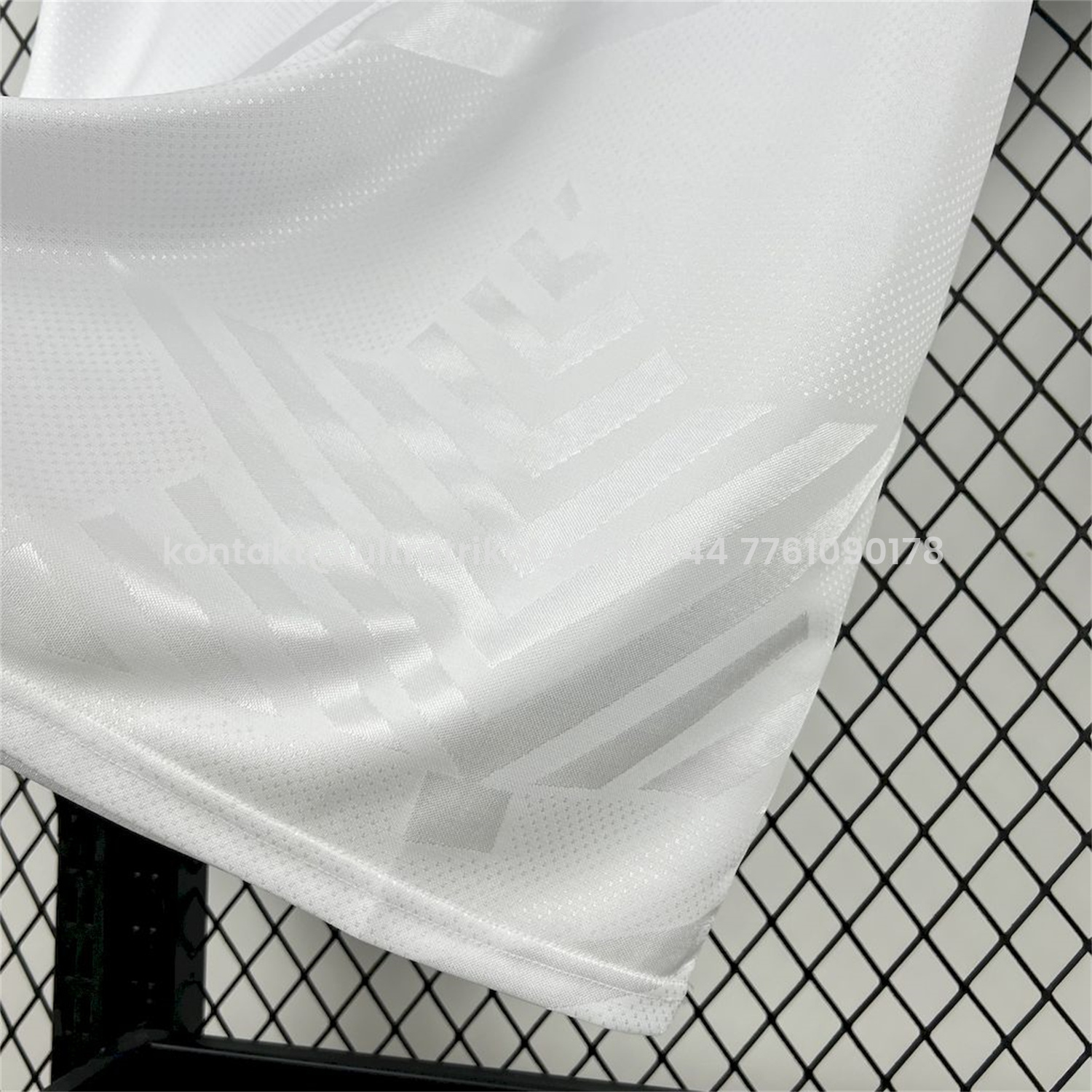 UltraTrikot-Retro Valencia 1995-96 Home Jersey