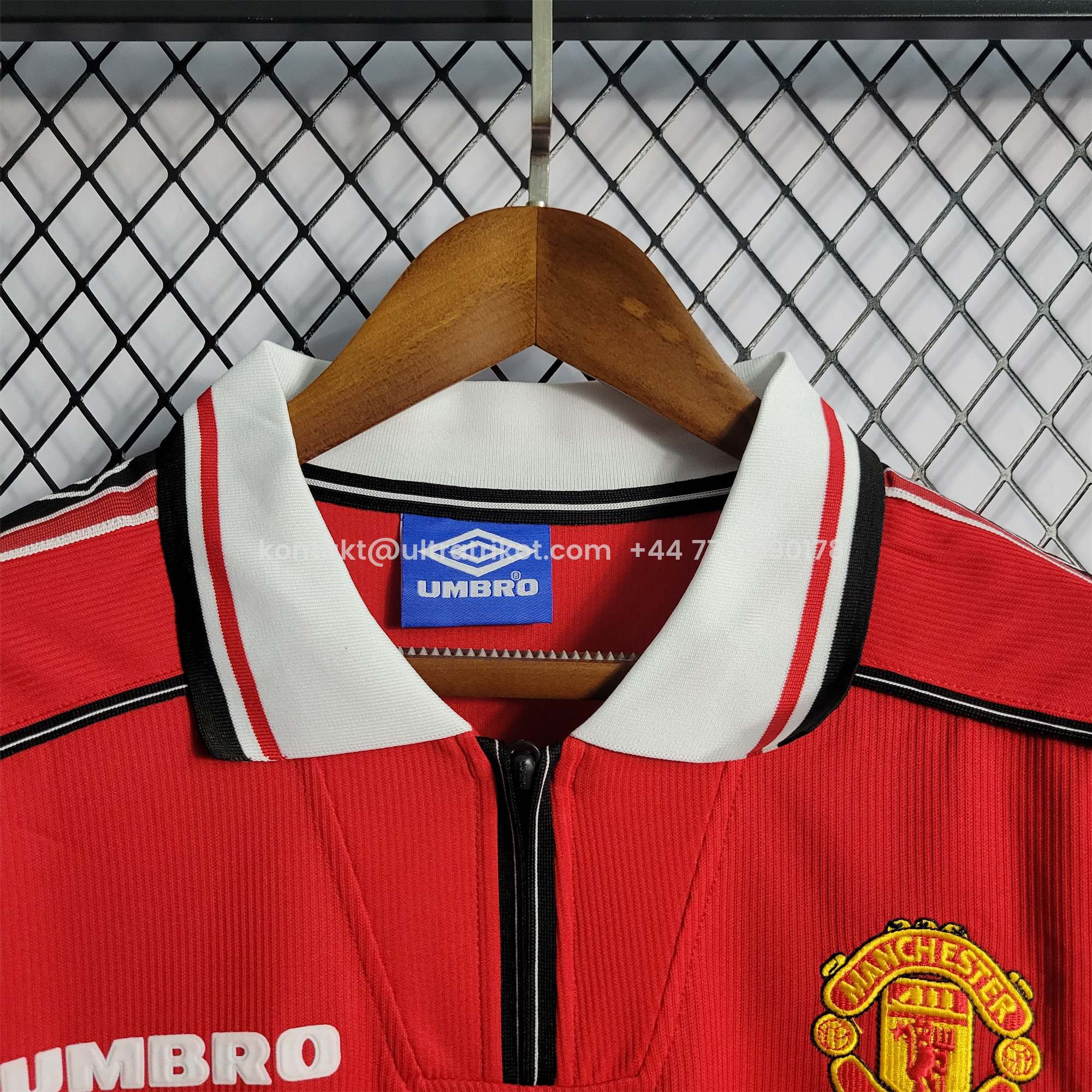 UltraTrikot-Retro Manchester United 98-99 Home Jersey