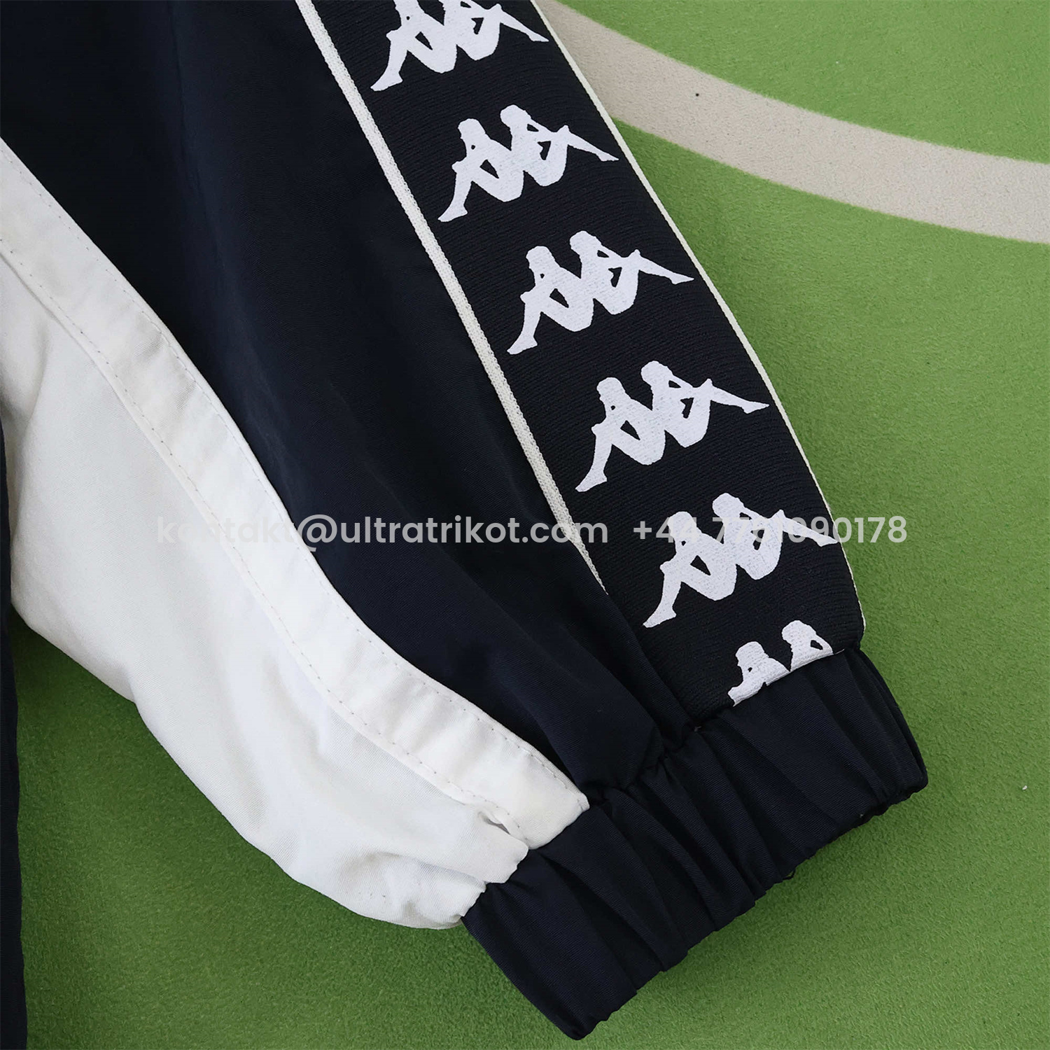 UltraTrikot-Real Madrid 25-26 Throwback Windbreaker Jacket - Black