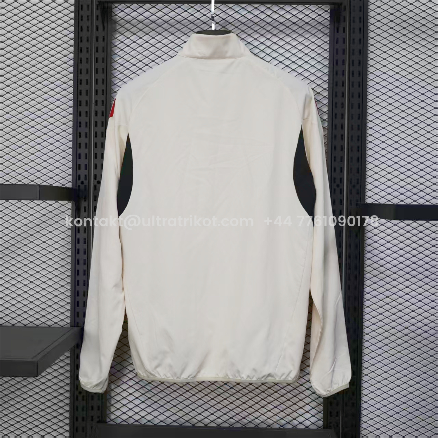 UltraTrikot-Liver.pool 25-26 White Windbreaker Jacket 