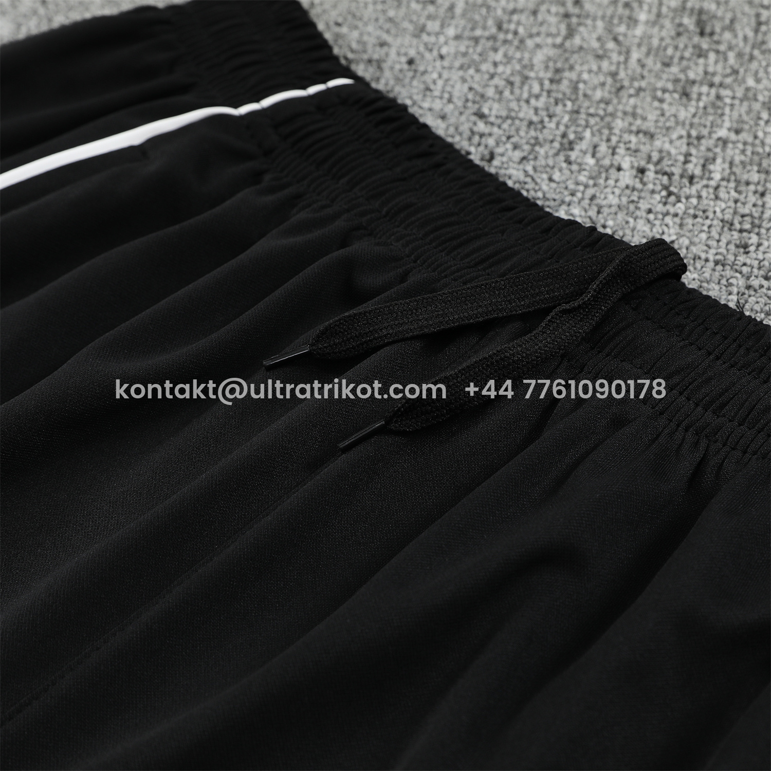 UltraTrikot-Real Madrid 25-26 Vest Training Set - Grey And White Vest & Black Shorts