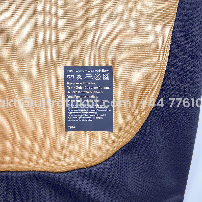 UltraTrikot-Retro Manchester United 01-02 100th Anniversary Special Edition Jersey - Gold