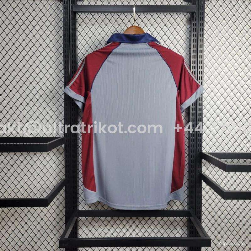 UltraTrikot-Retro Bayern Munich 1998-99 Third Jersey