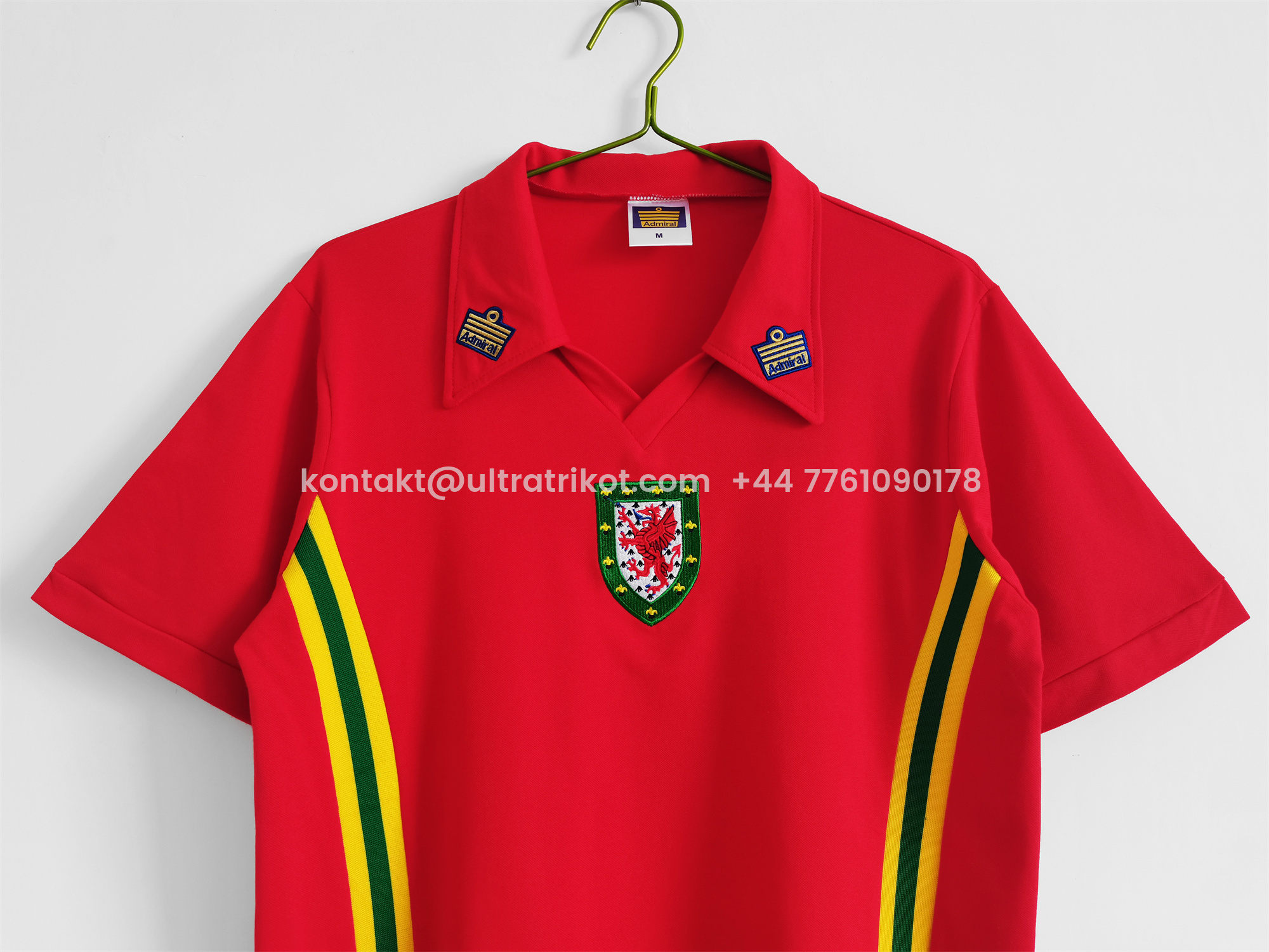 UltraTrikot-Retro Wales 1976 Home Stadium Jersey