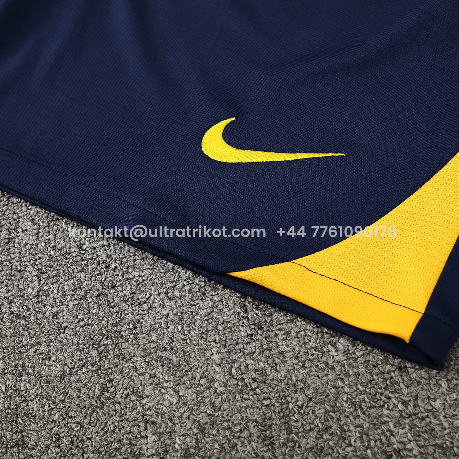 UltraTrikot-Atletico Madrid Short-Sleeve Training Set - Red White Top & Blue Shorts