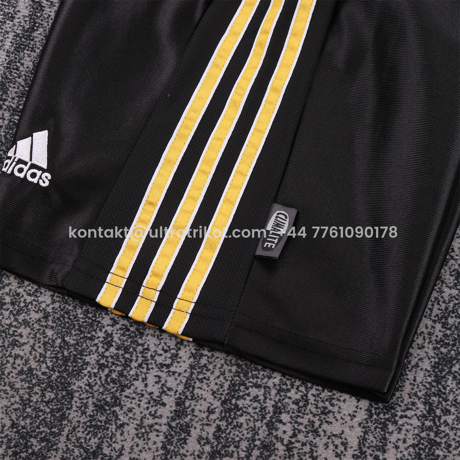 UltraTrikot-Retro Real Madrid 1999-01 Away Kids Kit