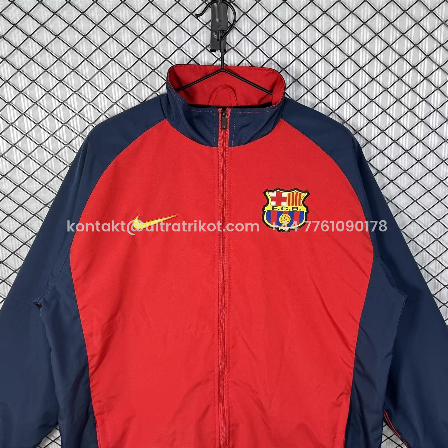 UltraTrikot-Retro Barcelona 1998-00 Home Windbreaker Jacket - Red