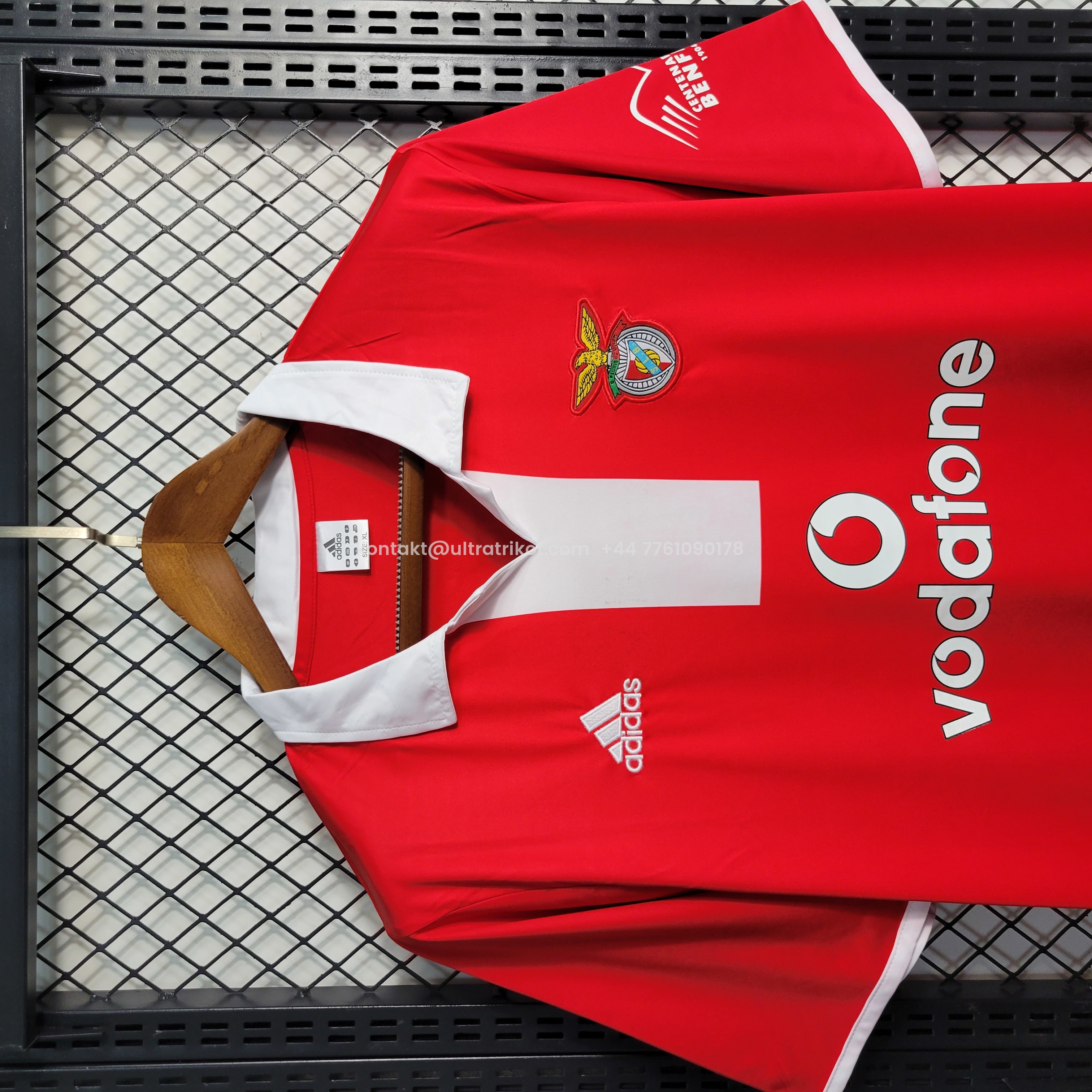 UltraTrikot-Retro Benfica 2004-05 Home Stadium Jersey