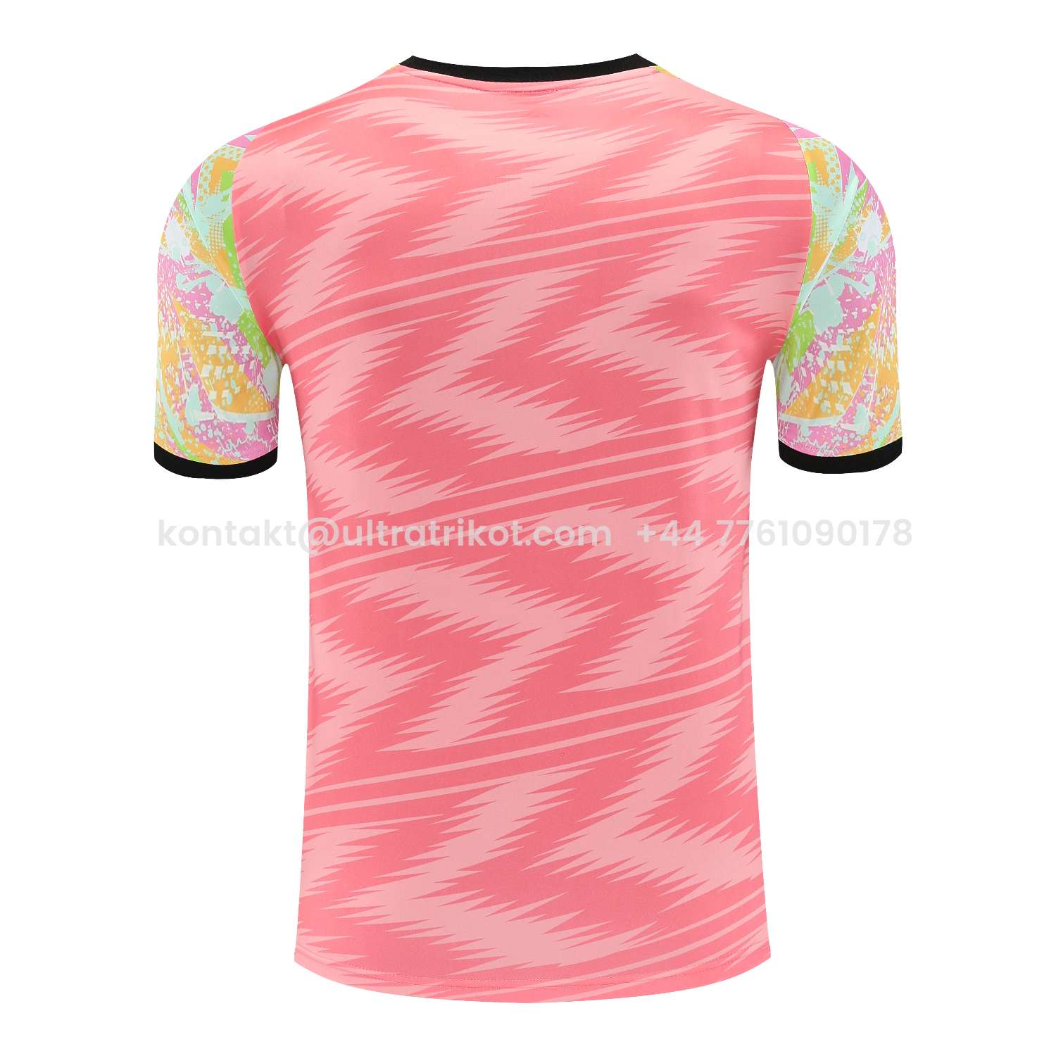 UltraTrikot-Real Madrid 25-26 Short-Sleeve Training Set - Pink Arrow Pattern Top & Black Shorts