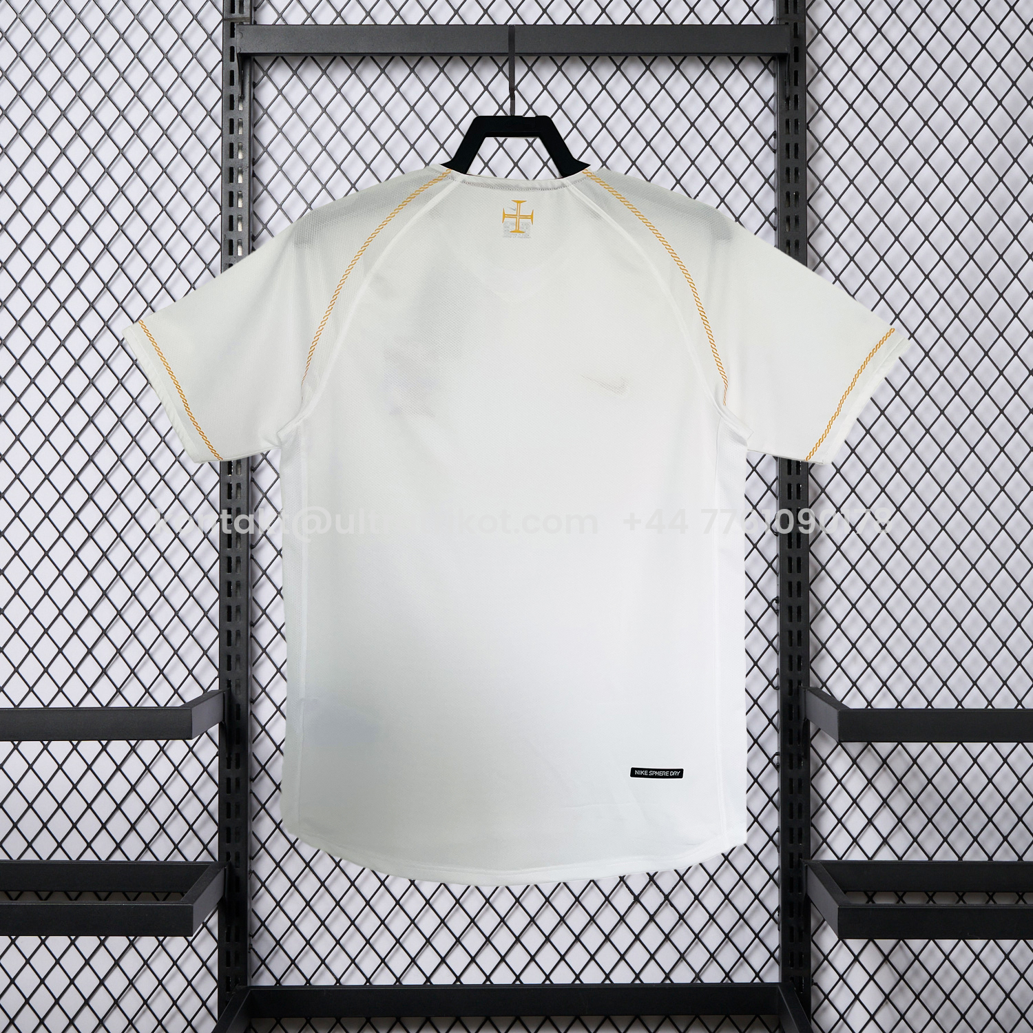 UltraTrikot-Retro Portugal 2006 Away Jersey