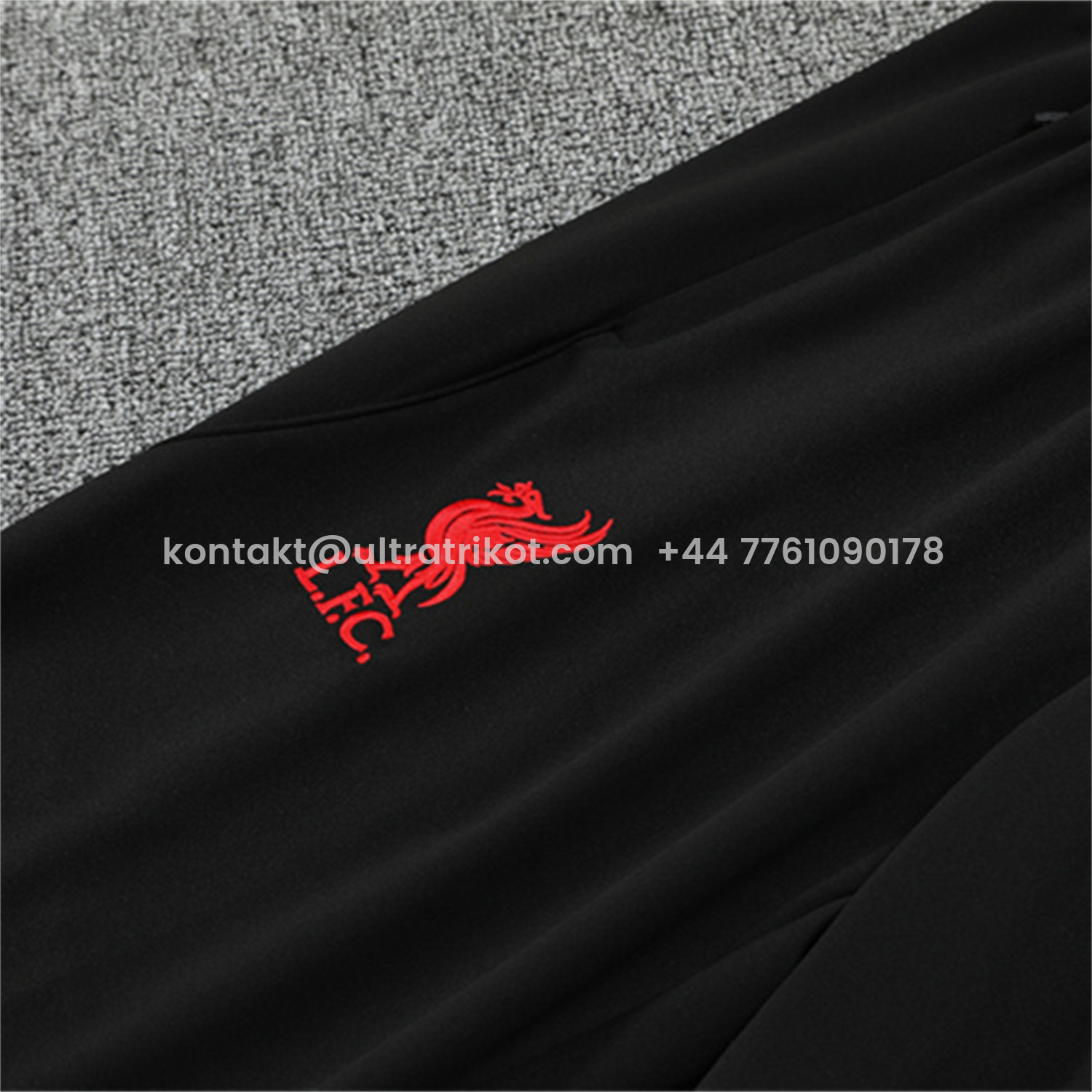 UltraTrikot-Liver.pool 25-26 Kids Long Sleeve Training Set - Red Camouflage Top & Blsck Pants