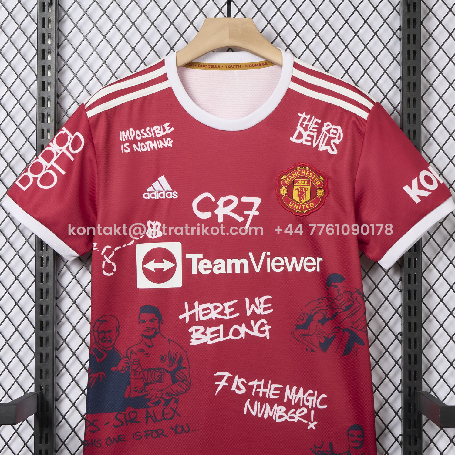 UltraTrikot-Retro Manchester United 21-22 Home Ronaldo Graffiti Edition Special Edition Jersey
