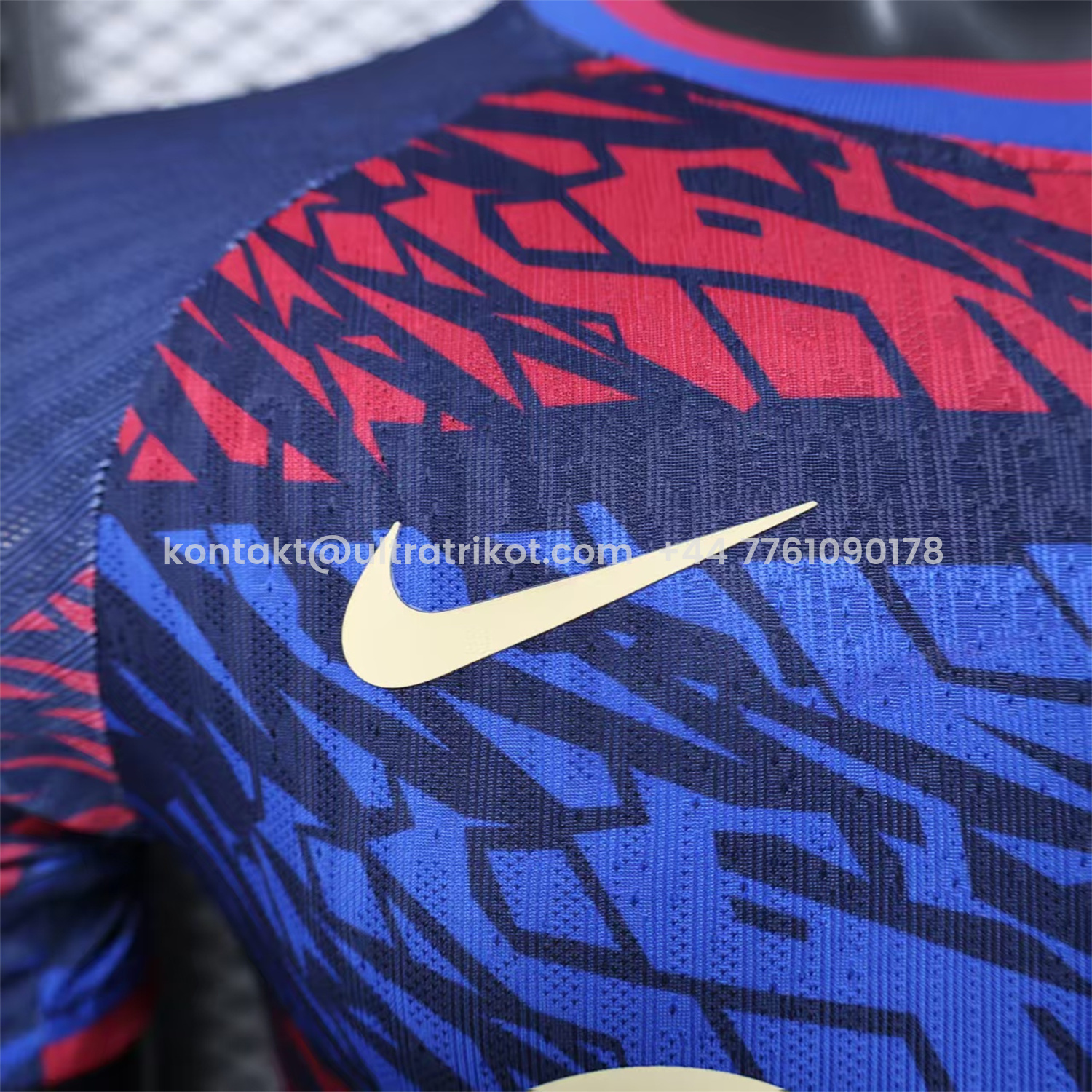 UltraTrikot-Barcelona 25-26 Red And Blue Surround Special Jersey - Player Version