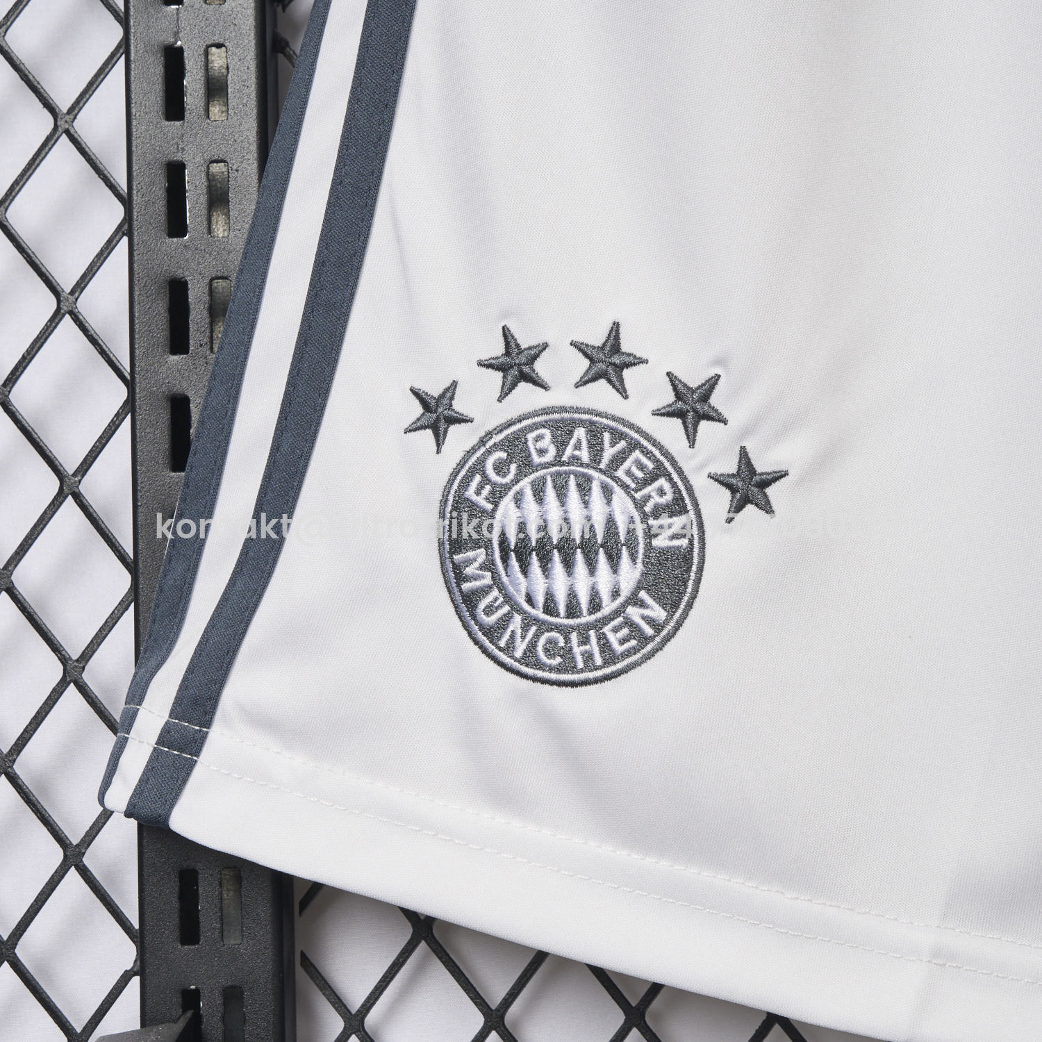 UltraTrikot-Bayern Munich 25-26 Away Shorts - Fans Version