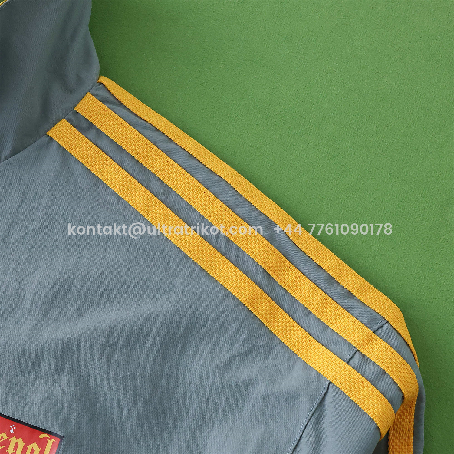 UltraTrikot-Retro Arsenal 1991-93 Away Double Sided Reversible Windbreaker - Yellow & Grey