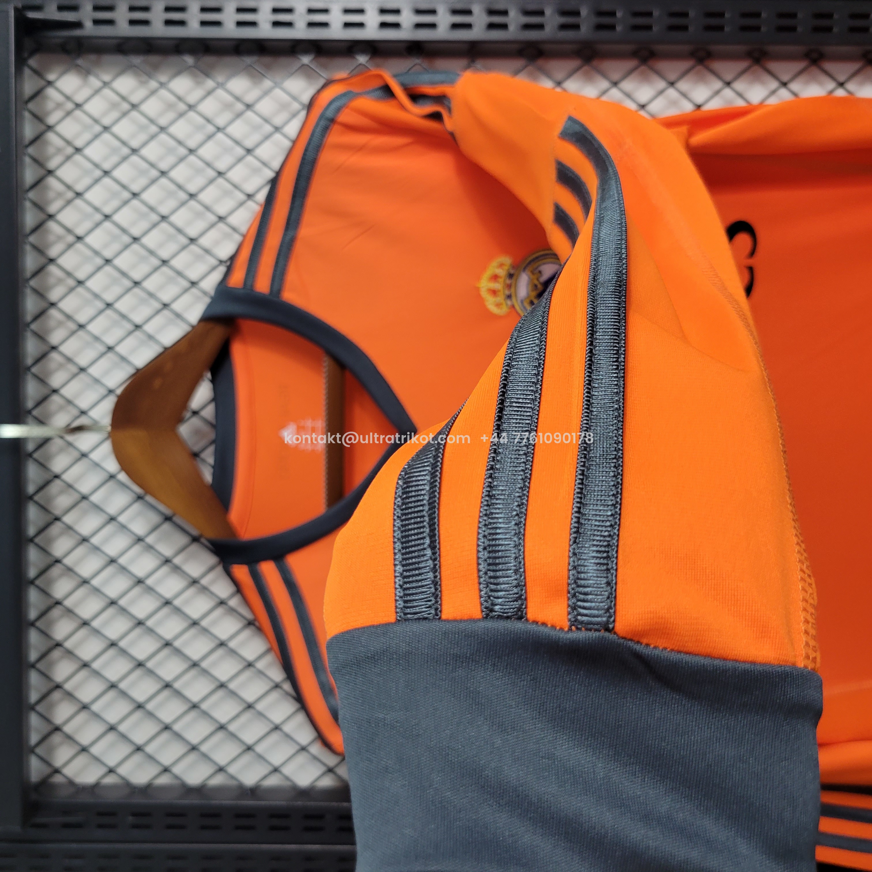 UltraTrikot-Retro Real Madrid 13-14 Third Long Sleeve Jersey