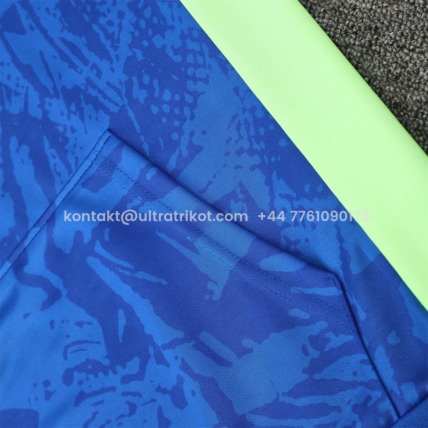 UltraTrikot-Barcelona 25-26 Training Hoodie Set - Blue Green Hoodie and Black Pants