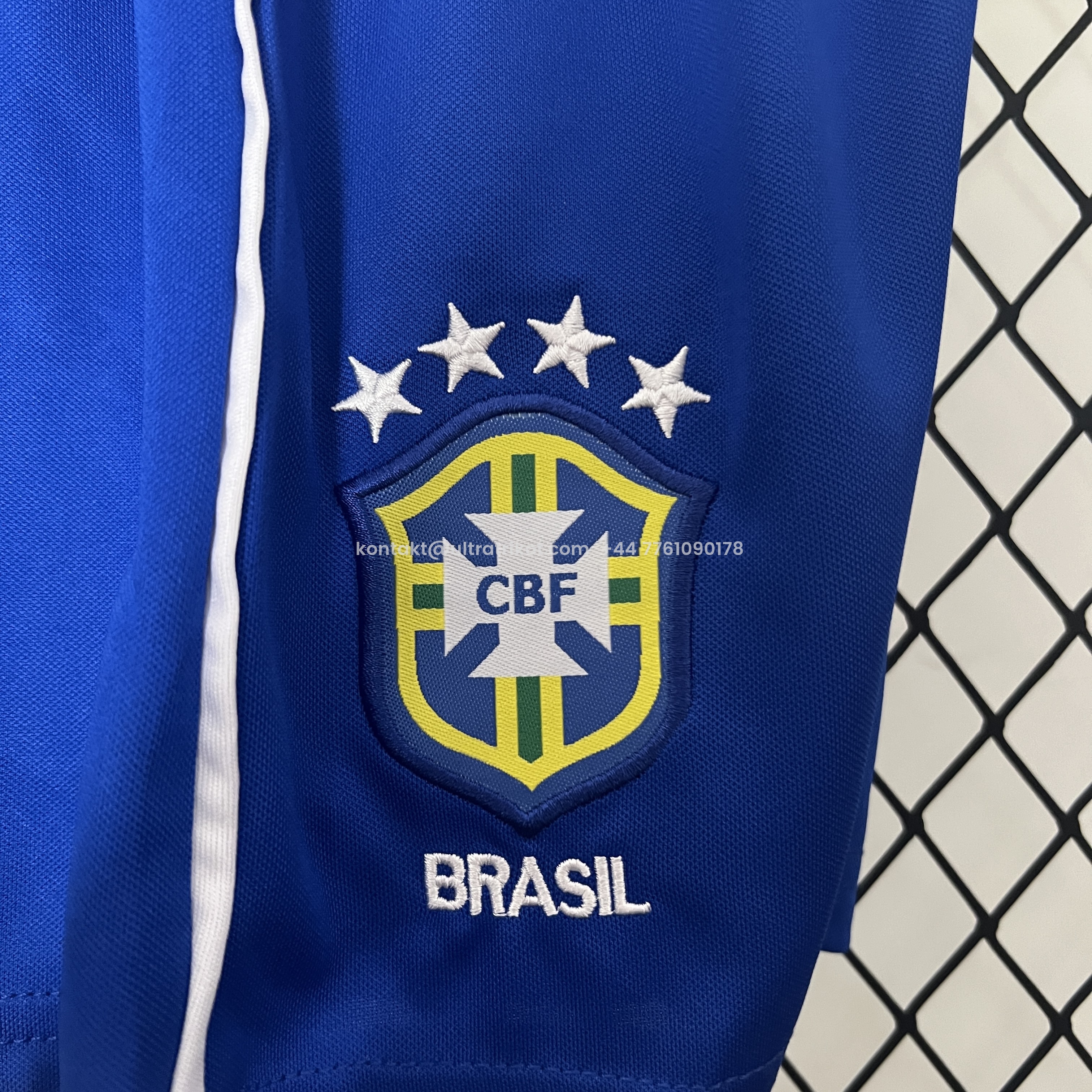UltraTrikot-Retro Brazil 2002 Home Stadium Kids Kit