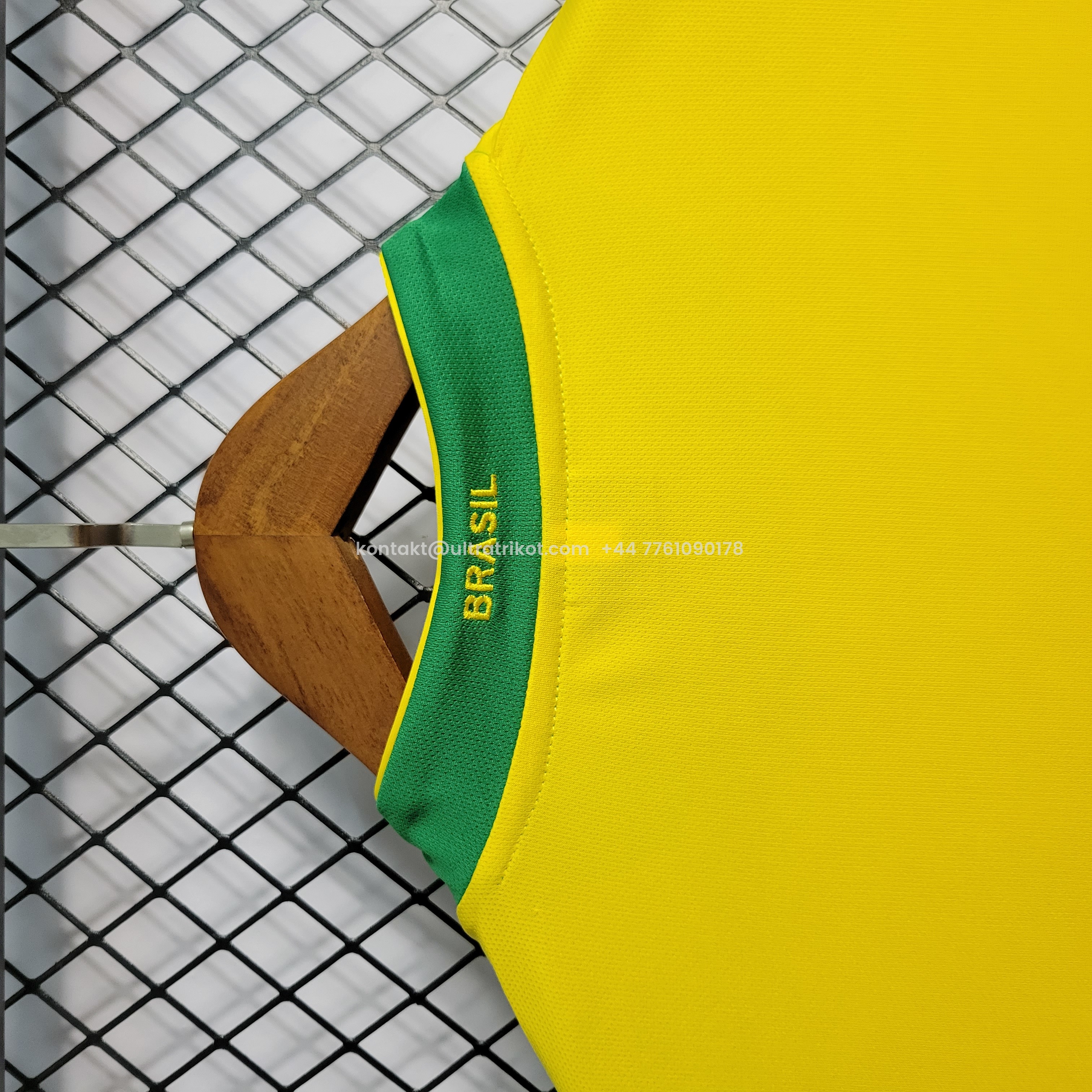 UltraTrikot-Retro Brazil 2006 Home Stadium Jersey