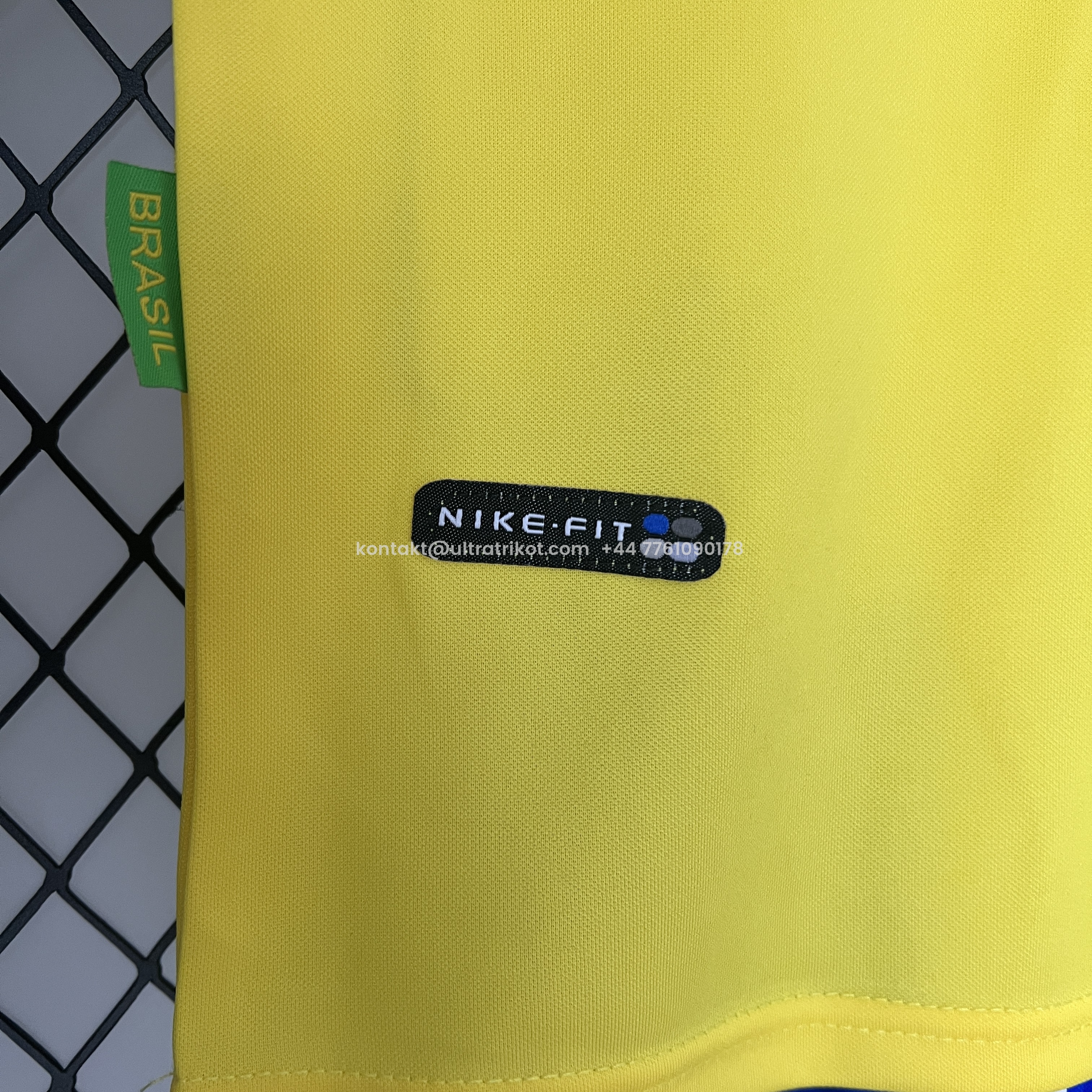 UltraTrikot-Retro Brazil 1998 Home Stadium Kids Kit