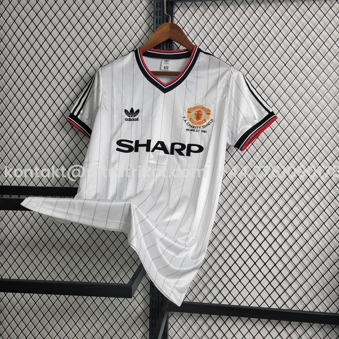 UltraTrikot-Retro Manchester United 82-83 Away Jersey