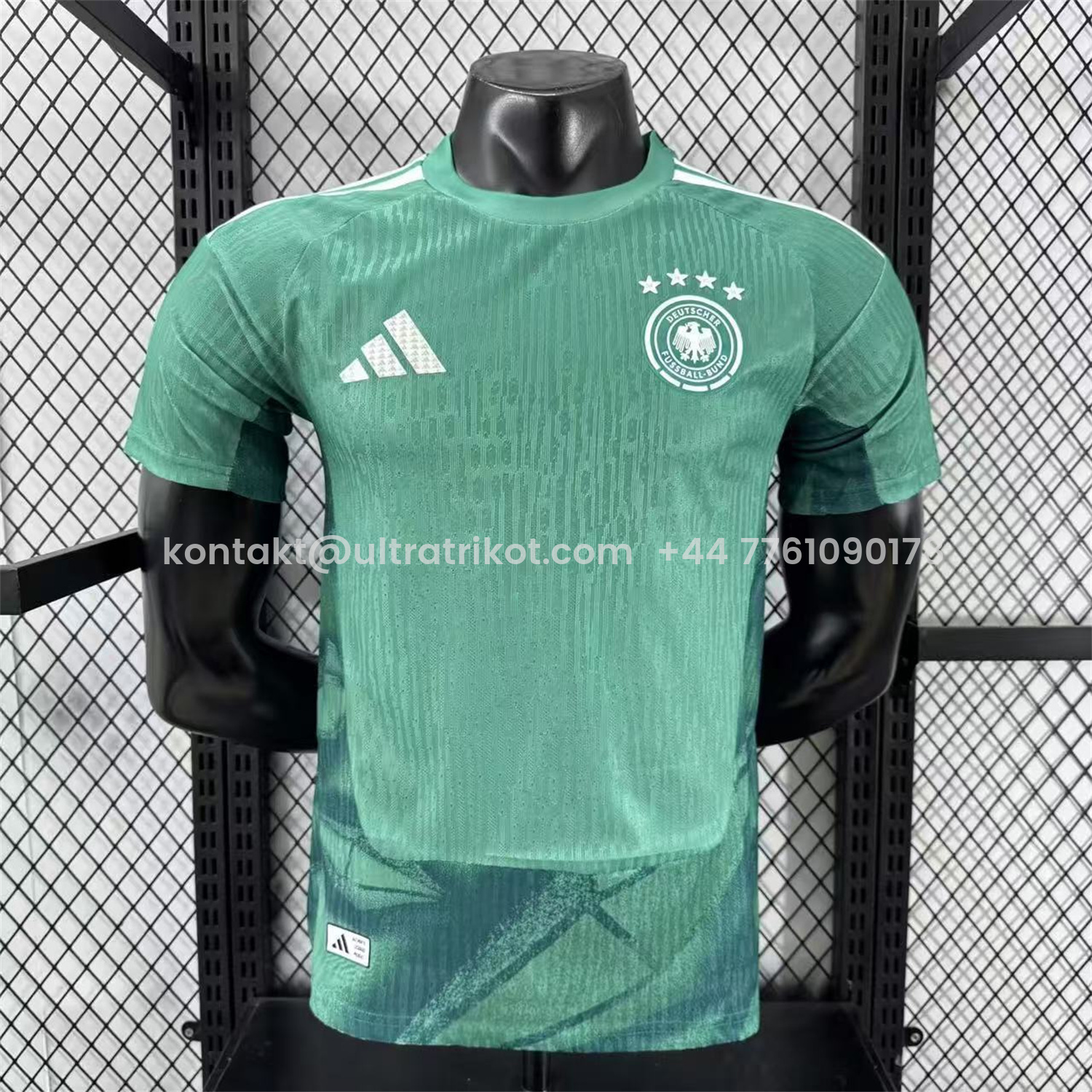 UltraTrikot-Germany 2026 Green Goalkeeper Jersey - Player Version