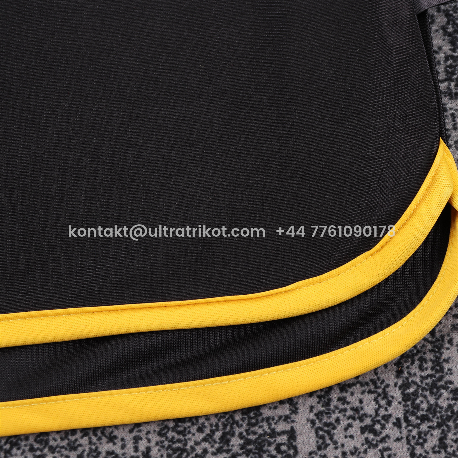 UltraTrikot-Retro Real Madrid 1999-01 Away Kids Kit