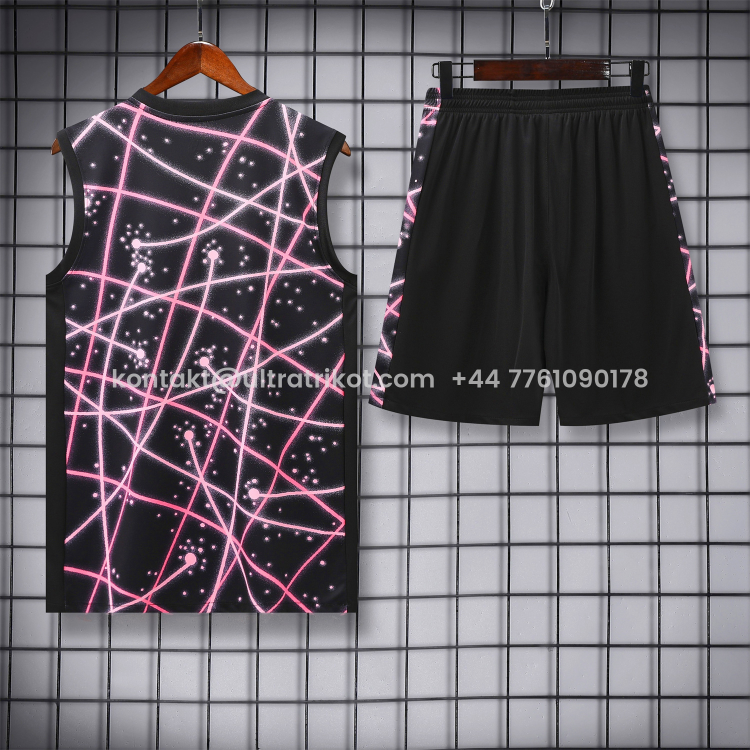 UltraTrikot-Paris Saint-Germain PSG 25-26 Vest Training Set - Pink Fluorescent Rays Black Vest & Black Shorts